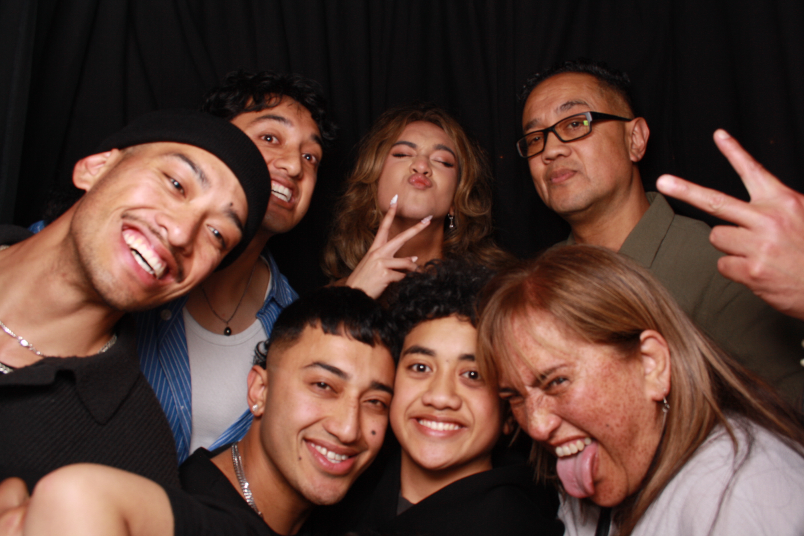 JV's 21st - 31st October 2025... Whisky & Wood | View more photos from the event at wgtngallery.classicphotobooths.co.nz/u/wgtncpbgallery/JVs-21st-31st-October-2025-Whisky-Wood