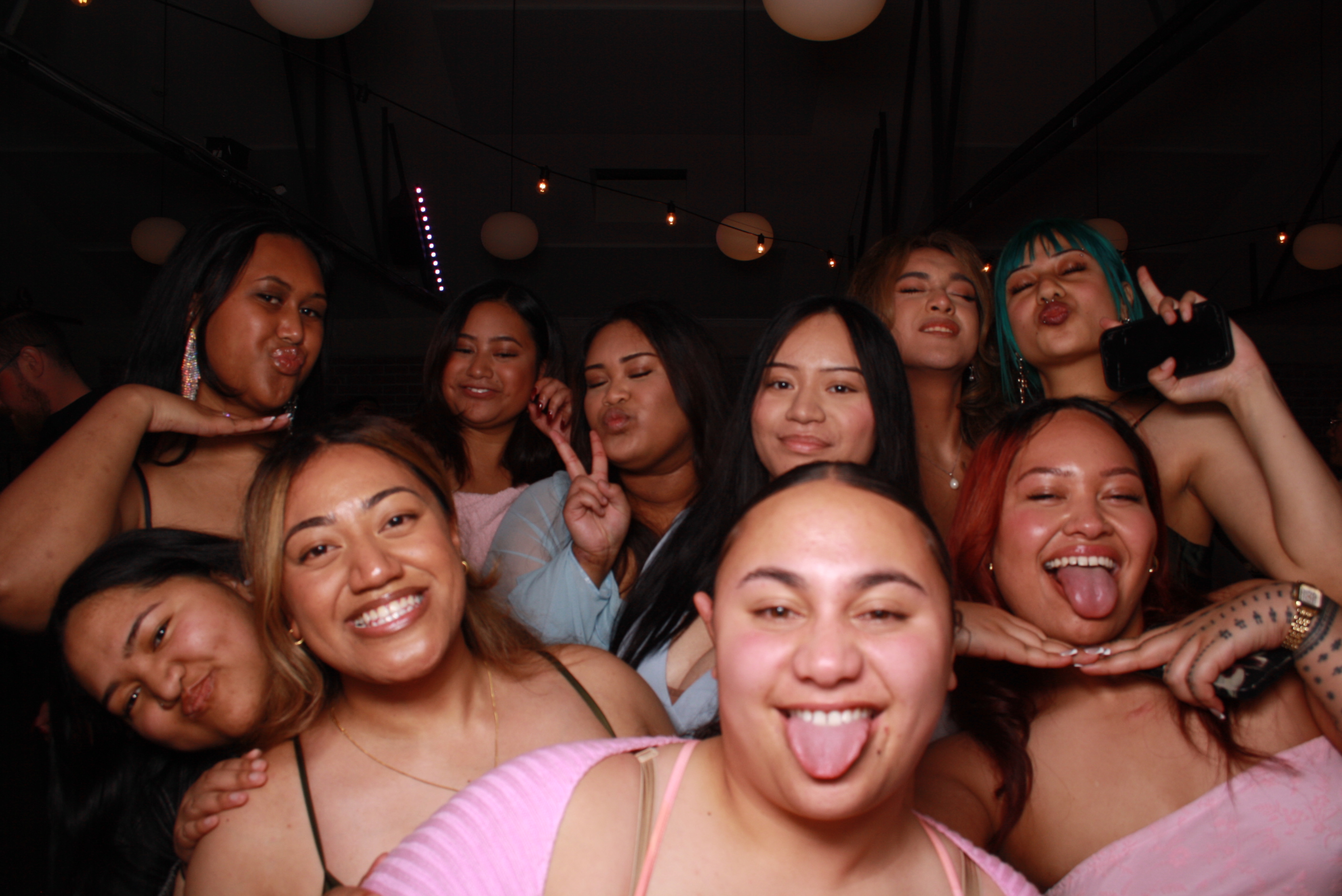 JV's 21st - 31st October 2025... Whisky & Wood | View more photos from the event at wgtngallery.classicphotobooths.co.nz/u/wgtncpbgallery/JVs-21st-31st-October-2025-Whisky-Wood