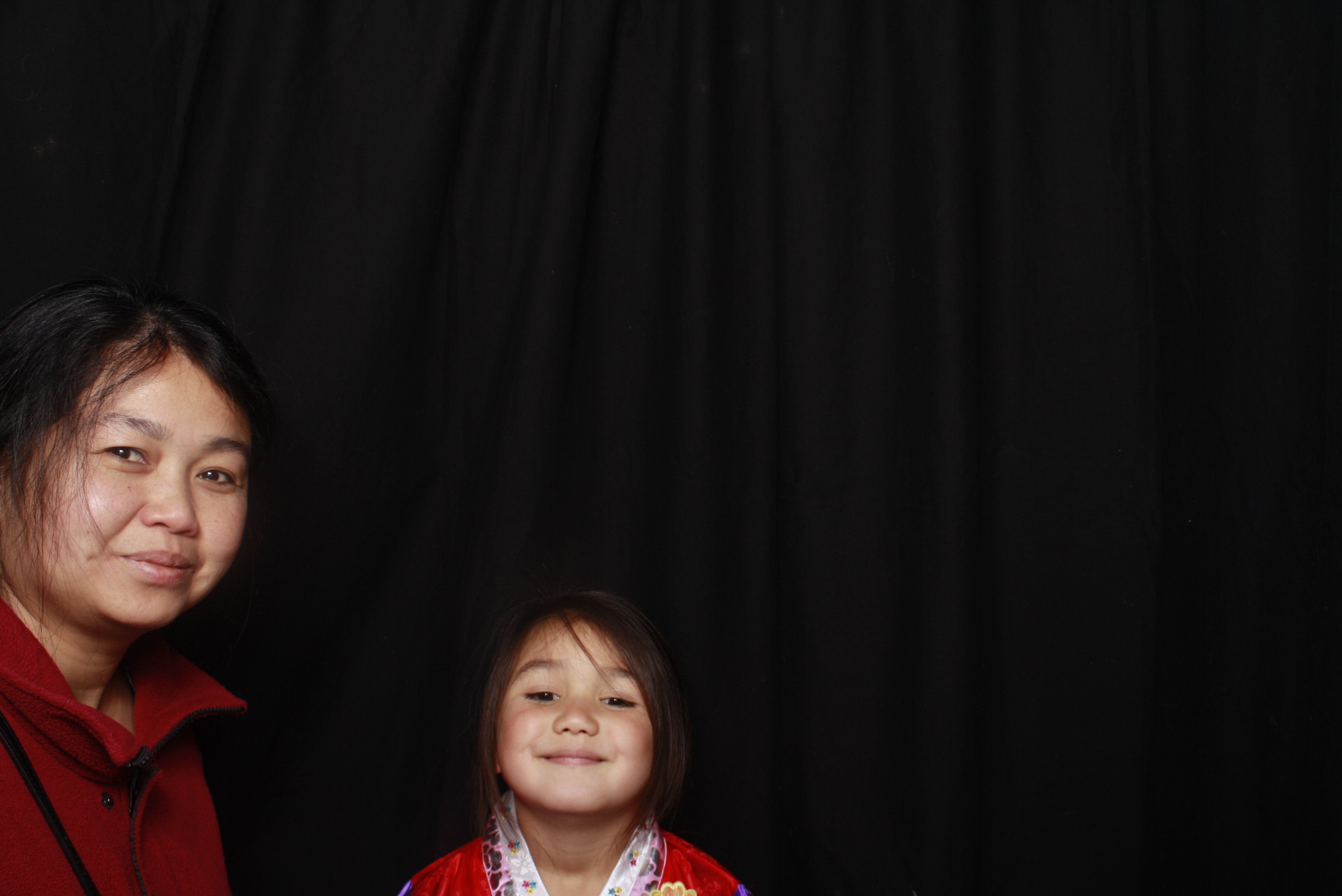 K-Culture Festival 2025 - Booth 1 | View more photos from the event at wgtngallery.classicphotobooths.co.nz/u/wgtncpbgallery/K-Culture-Festival-2025-Booth-1