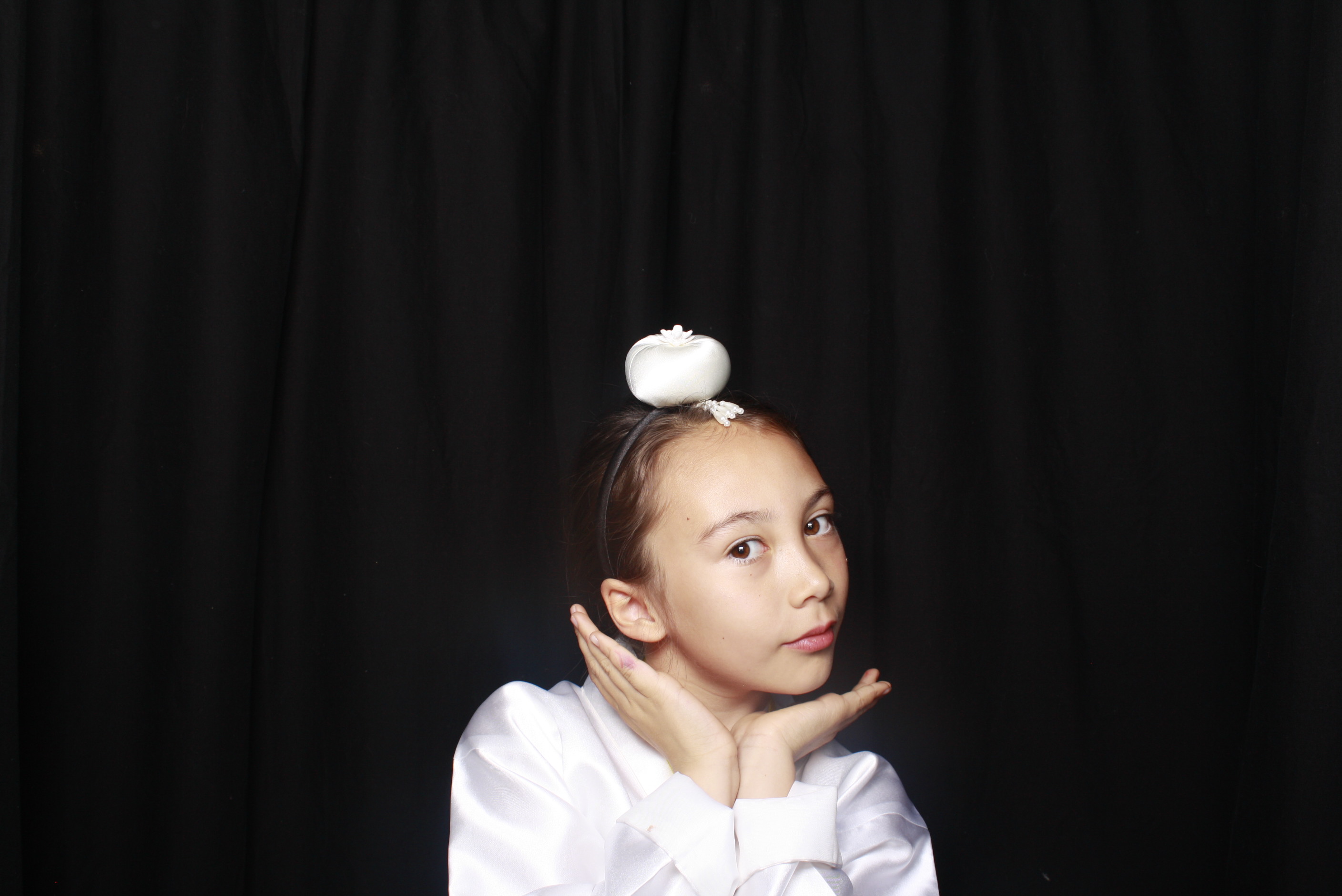 K-Culture Festival 2025 - Booth 1 | View more photos from the event at wgtngallery.classicphotobooths.co.nz/u/wgtncpbgallery/K-Culture-Festival-2025-Booth-1