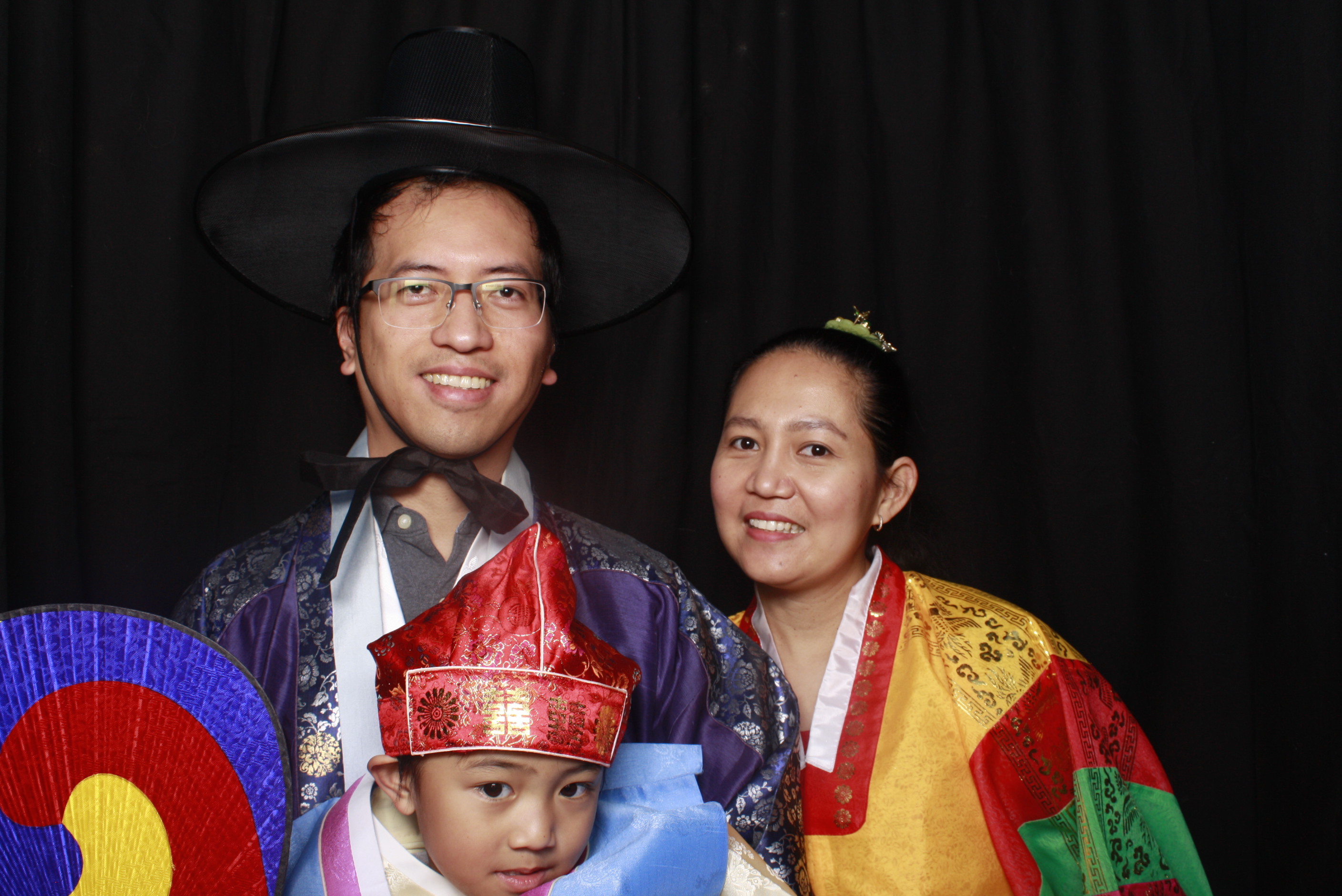 K-Culture Festival 2025 - Booth 1 | View more photos from the event at wgtngallery.classicphotobooths.co.nz/u/wgtncpbgallery/K-Culture-Festival-2025-Booth-1