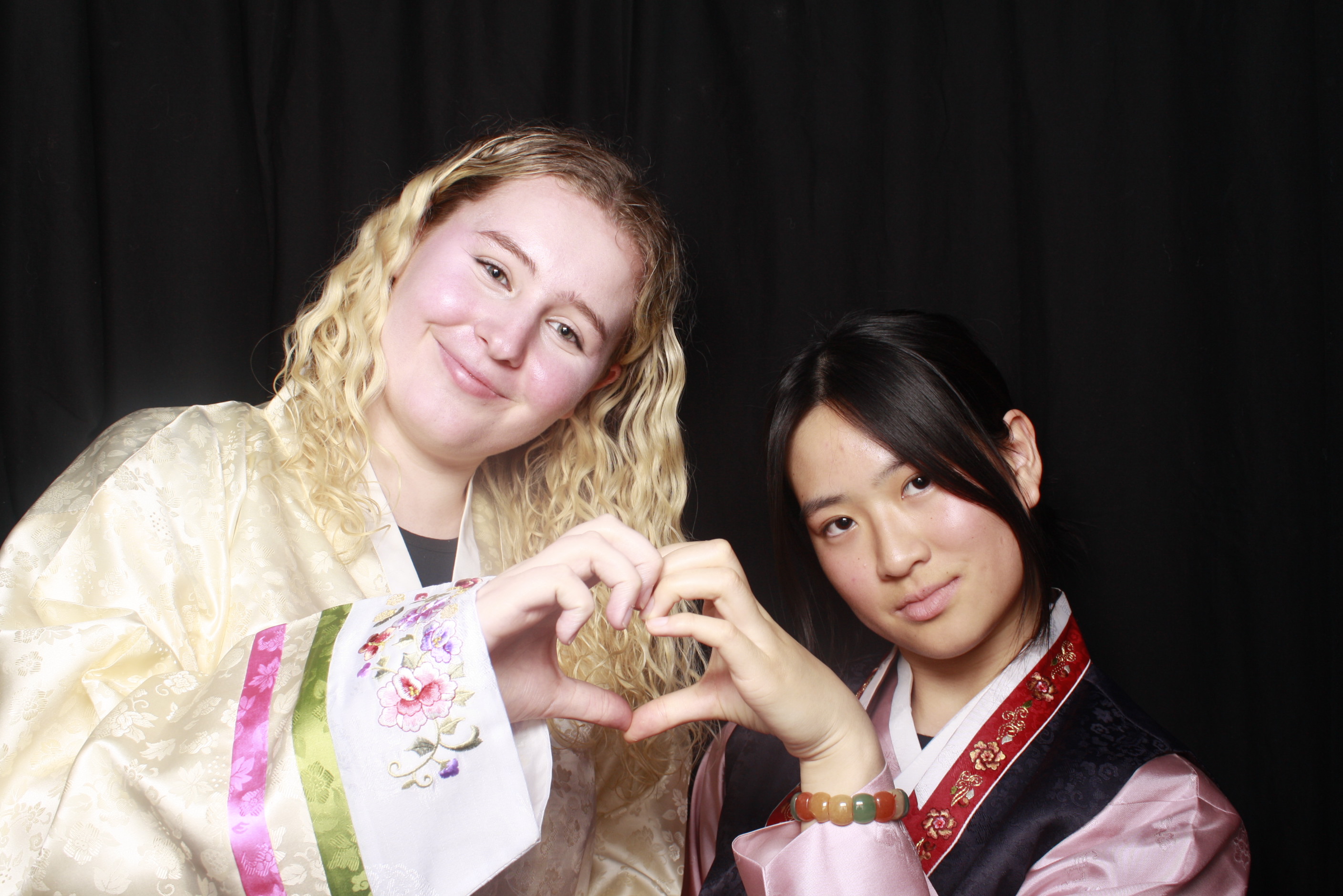 K-Culture Festival 2025 - Booth 1 | View more photos from the event at wgtngallery.classicphotobooths.co.nz/u/wgtncpbgallery/K-Culture-Festival-2025-Booth-1