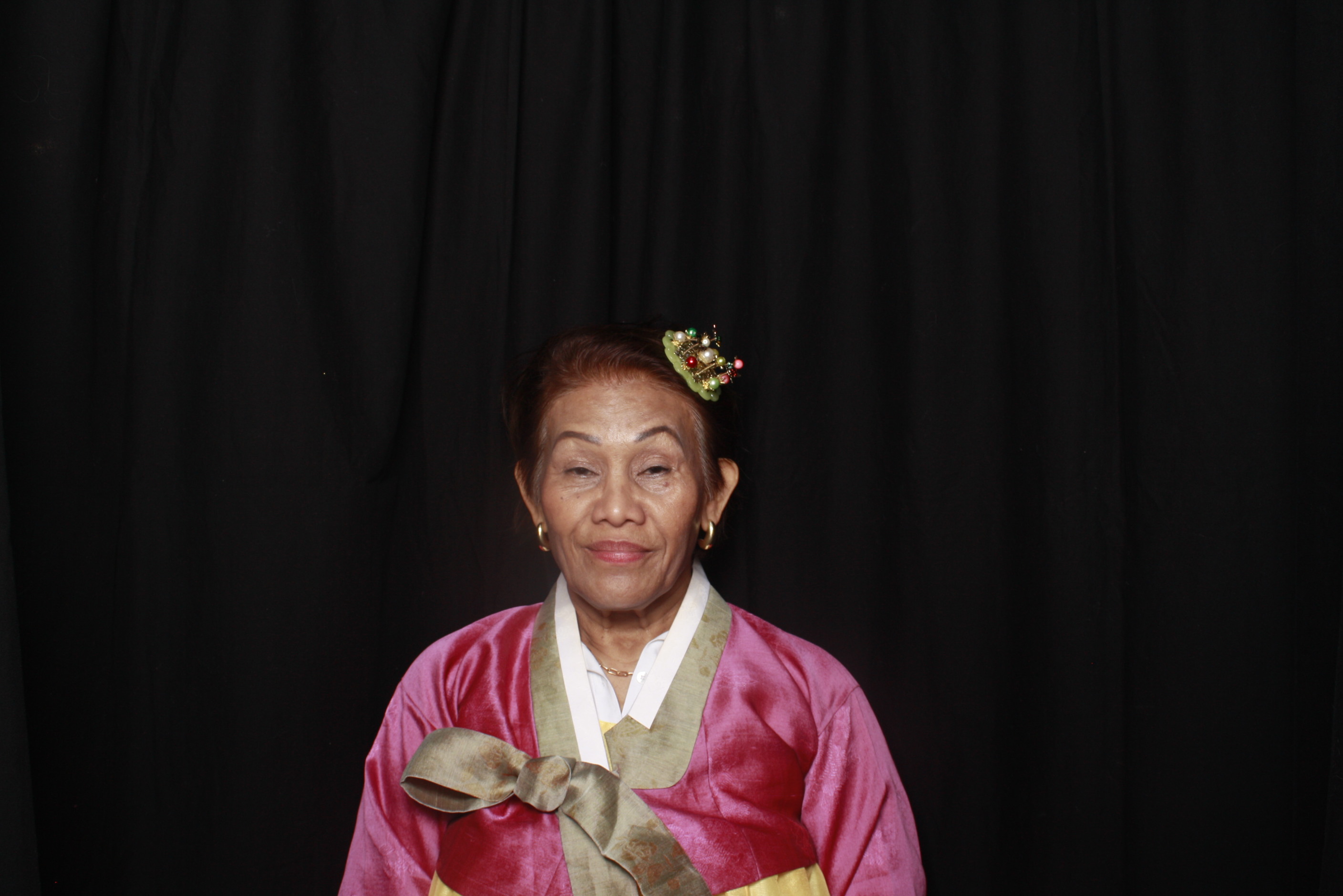 K-Culture Festival 2025 - Booth 1 | View more photos from the event at wgtngallery.classicphotobooths.co.nz/u/wgtncpbgallery/K-Culture-Festival-2025-Booth-1