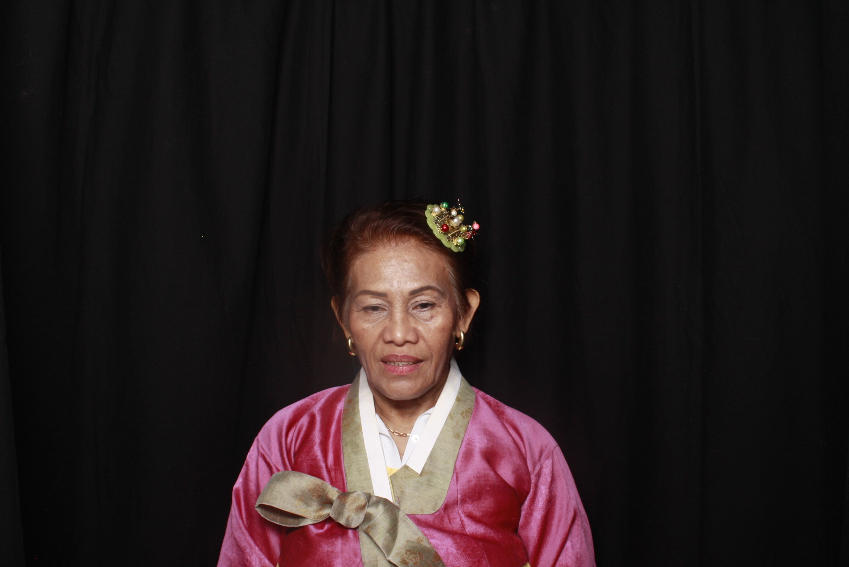 K-Culture Festival 2025 - Booth 1 | View more photos from the event at wgtngallery.classicphotobooths.co.nz/u/wgtncpbgallery/K-Culture-Festival-2025-Booth-1