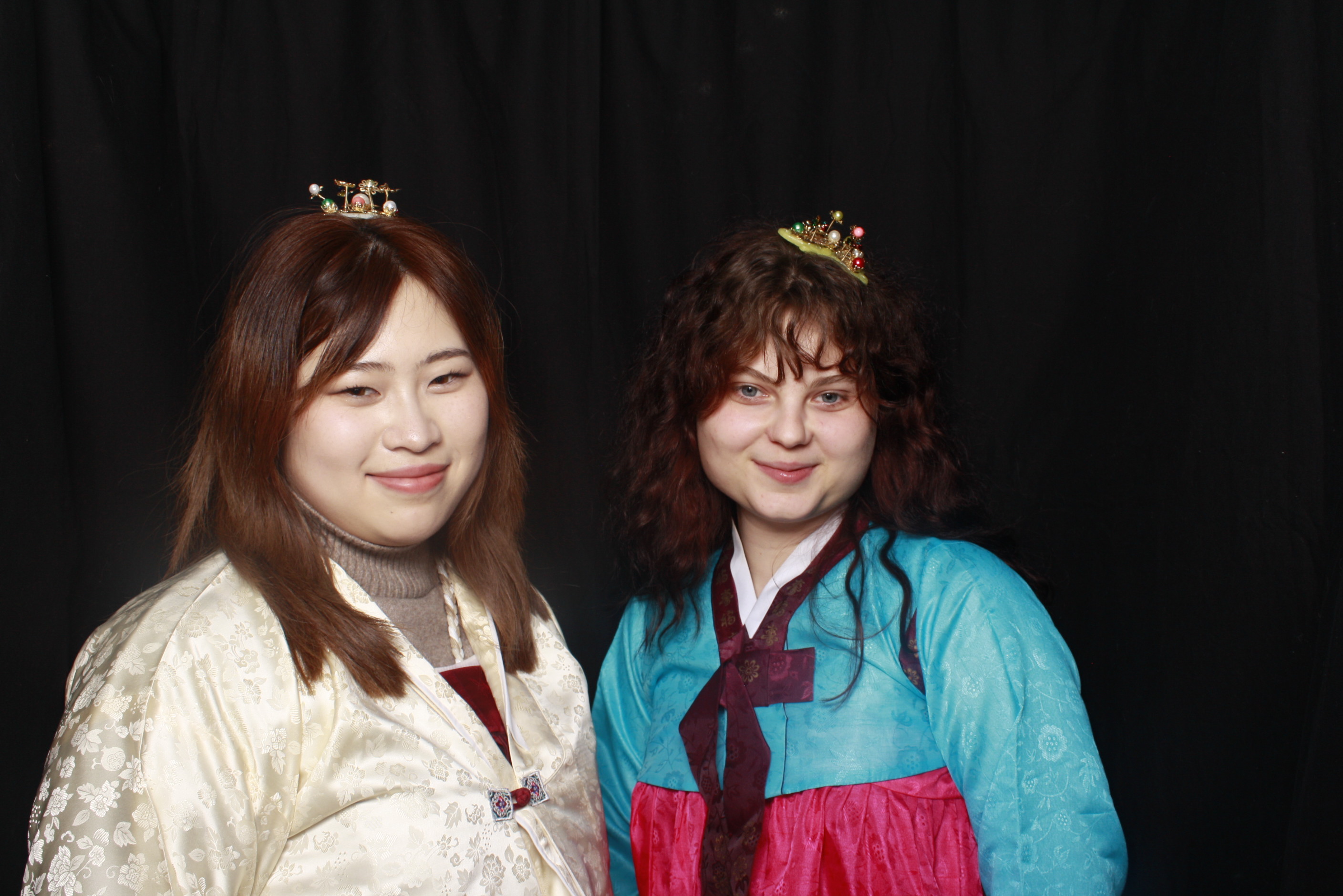 K-Culture Festival 2025 - Booth 1 | View more photos from the event at wgtngallery.classicphotobooths.co.nz/u/wgtncpbgallery/K-Culture-Festival-2025-Booth-1