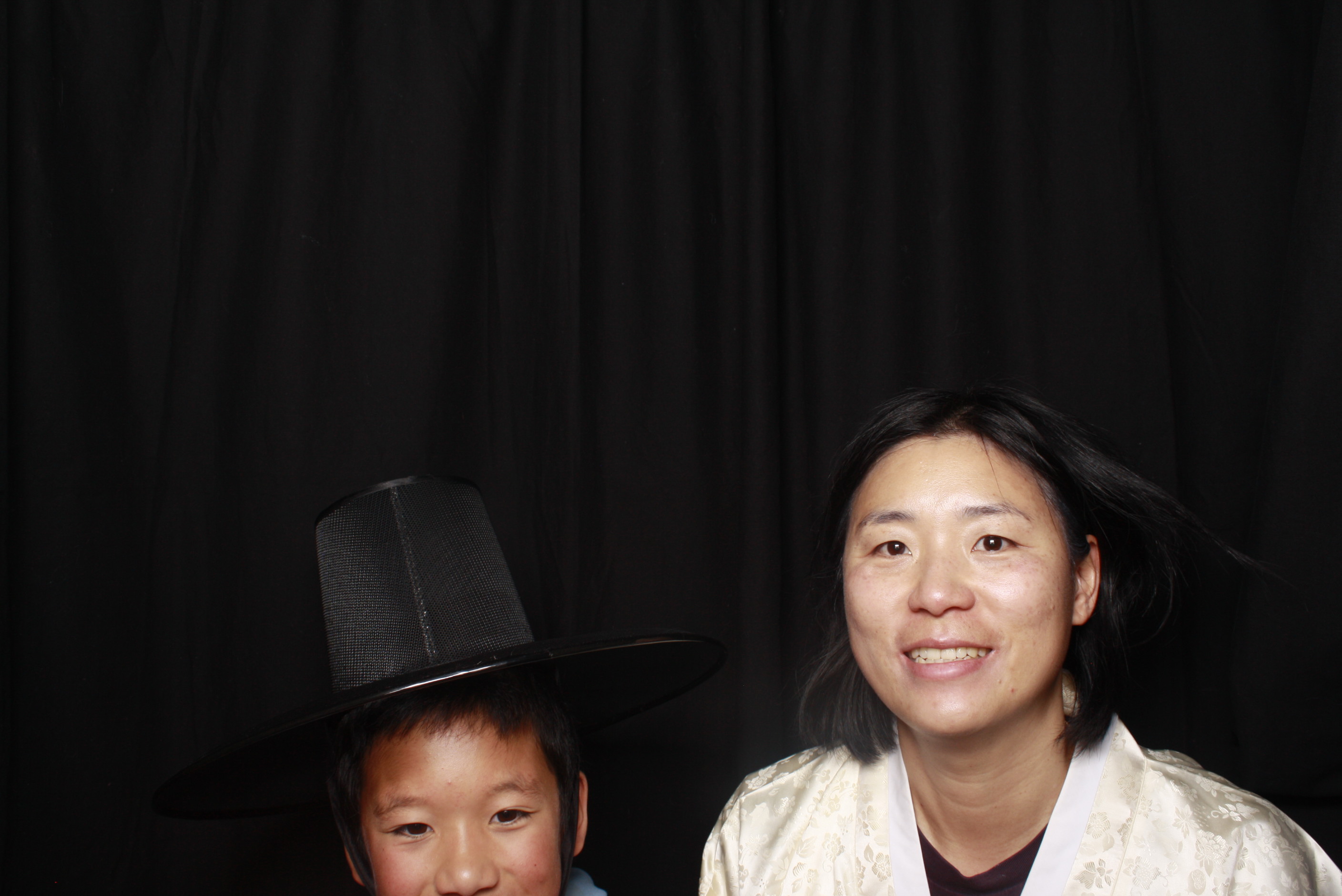 K-Culture Festival 2025 - Booth 1 | View more photos from the event at wgtngallery.classicphotobooths.co.nz/u/wgtncpbgallery/K-Culture-Festival-2025-Booth-1