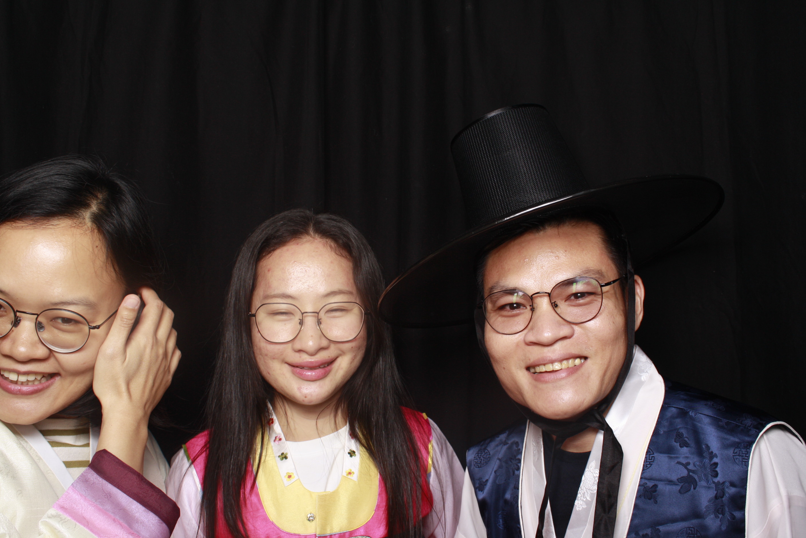 K-Culture Festival 2025 - Booth 1 | View more photos from the event at wgtngallery.classicphotobooths.co.nz/u/wgtncpbgallery/K-Culture-Festival-2025-Booth-1