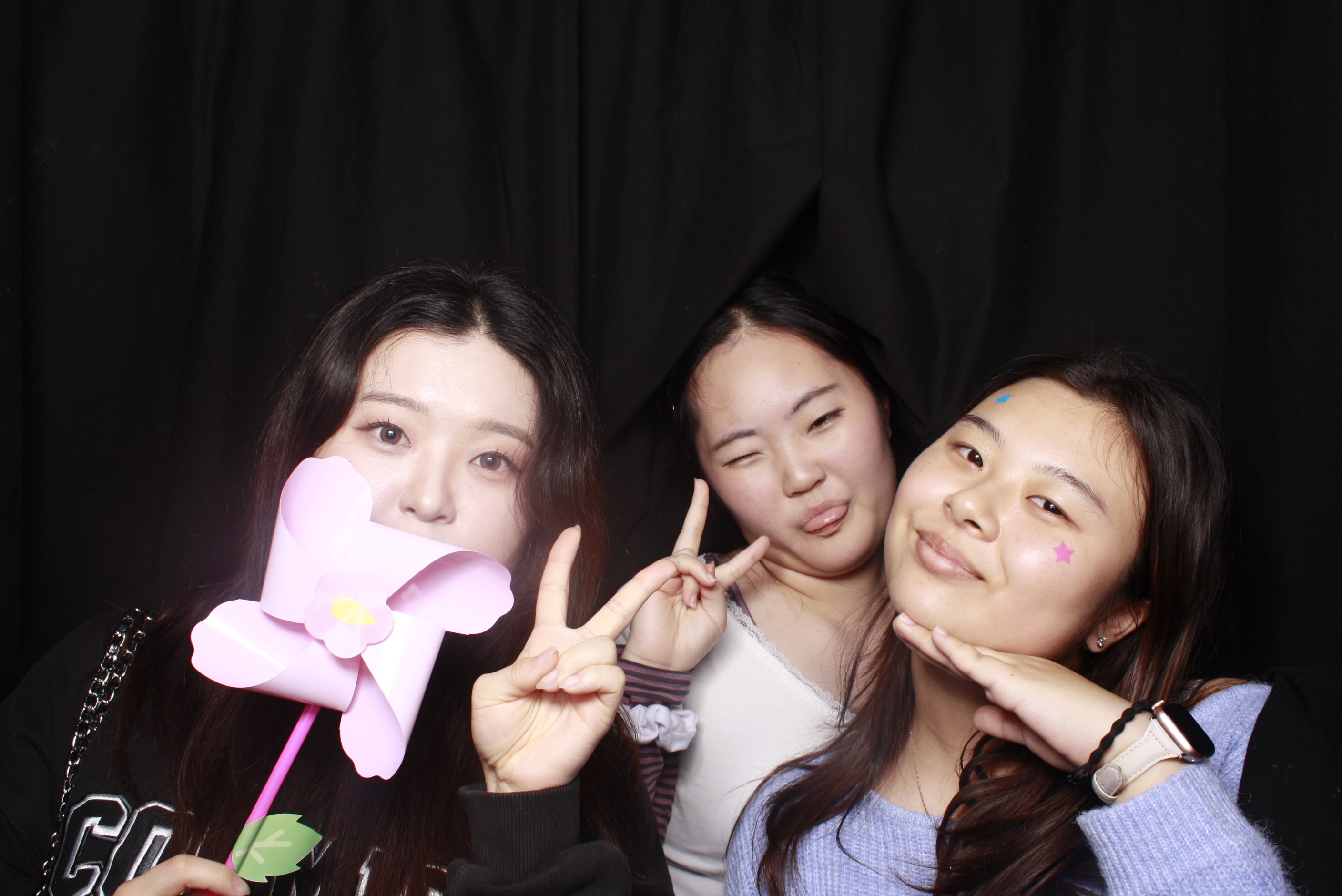 K-Culture Festival 2025 - Booth 1 | View more photos from the event at wgtngallery.classicphotobooths.co.nz/u/wgtncpbgallery/K-Culture-Festival-2025-Booth-1