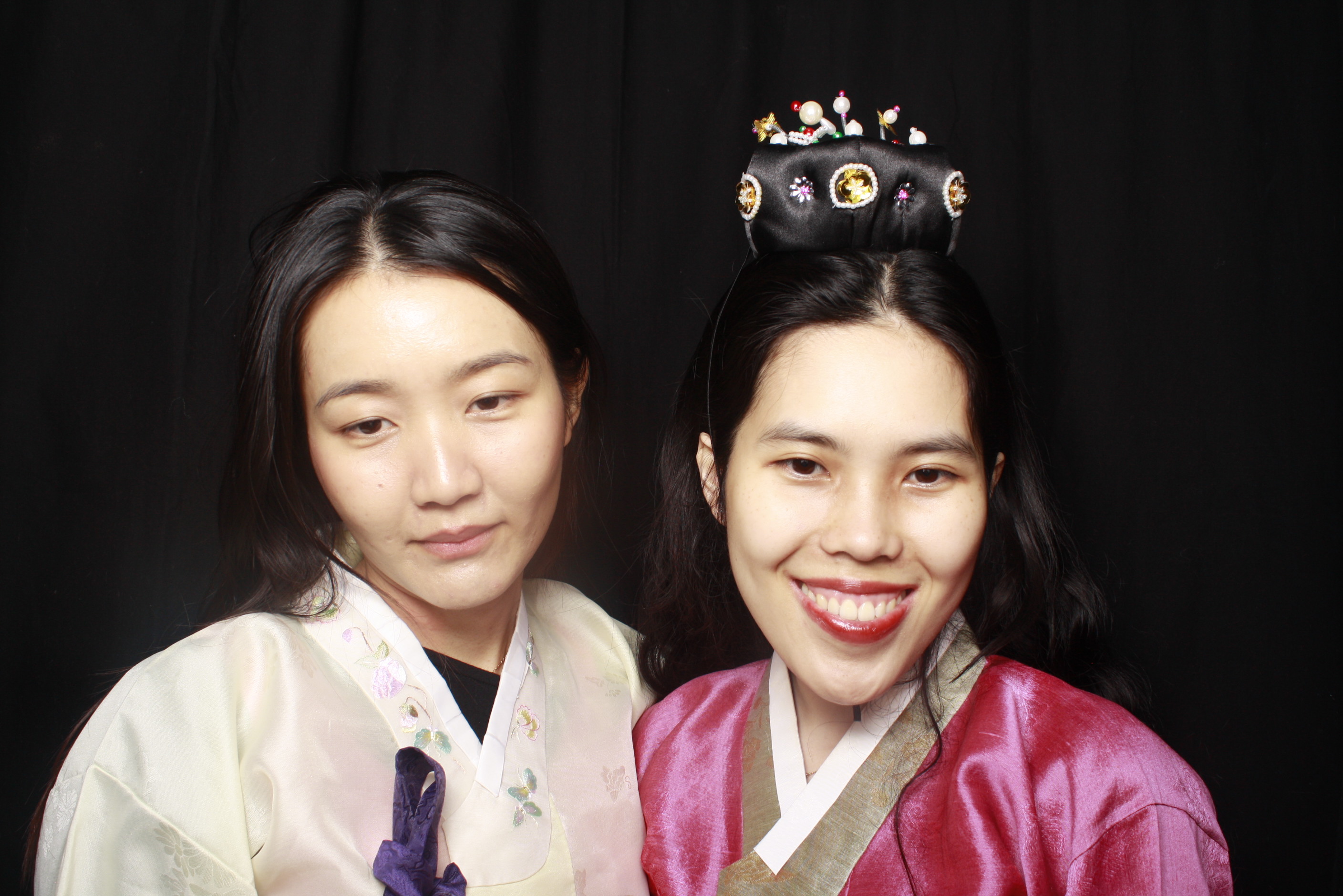 K-Culture Festival 2025 - Booth 1 | View more photos from the event at wgtngallery.classicphotobooths.co.nz/u/wgtncpbgallery/K-Culture-Festival-2025-Booth-1