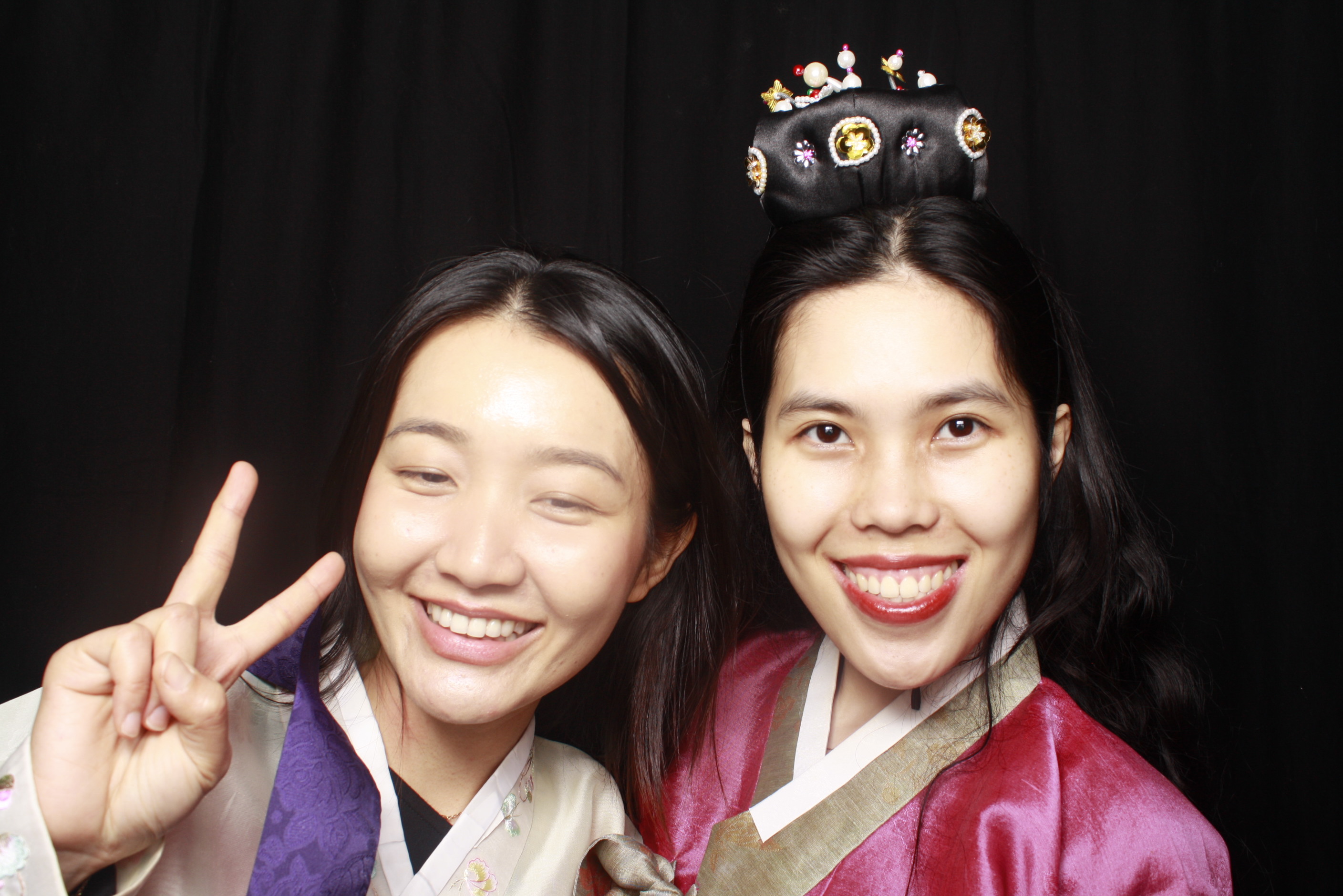 K-Culture Festival 2025 - Booth 1 | View more photos from the event at wgtngallery.classicphotobooths.co.nz/u/wgtncpbgallery/K-Culture-Festival-2025-Booth-1