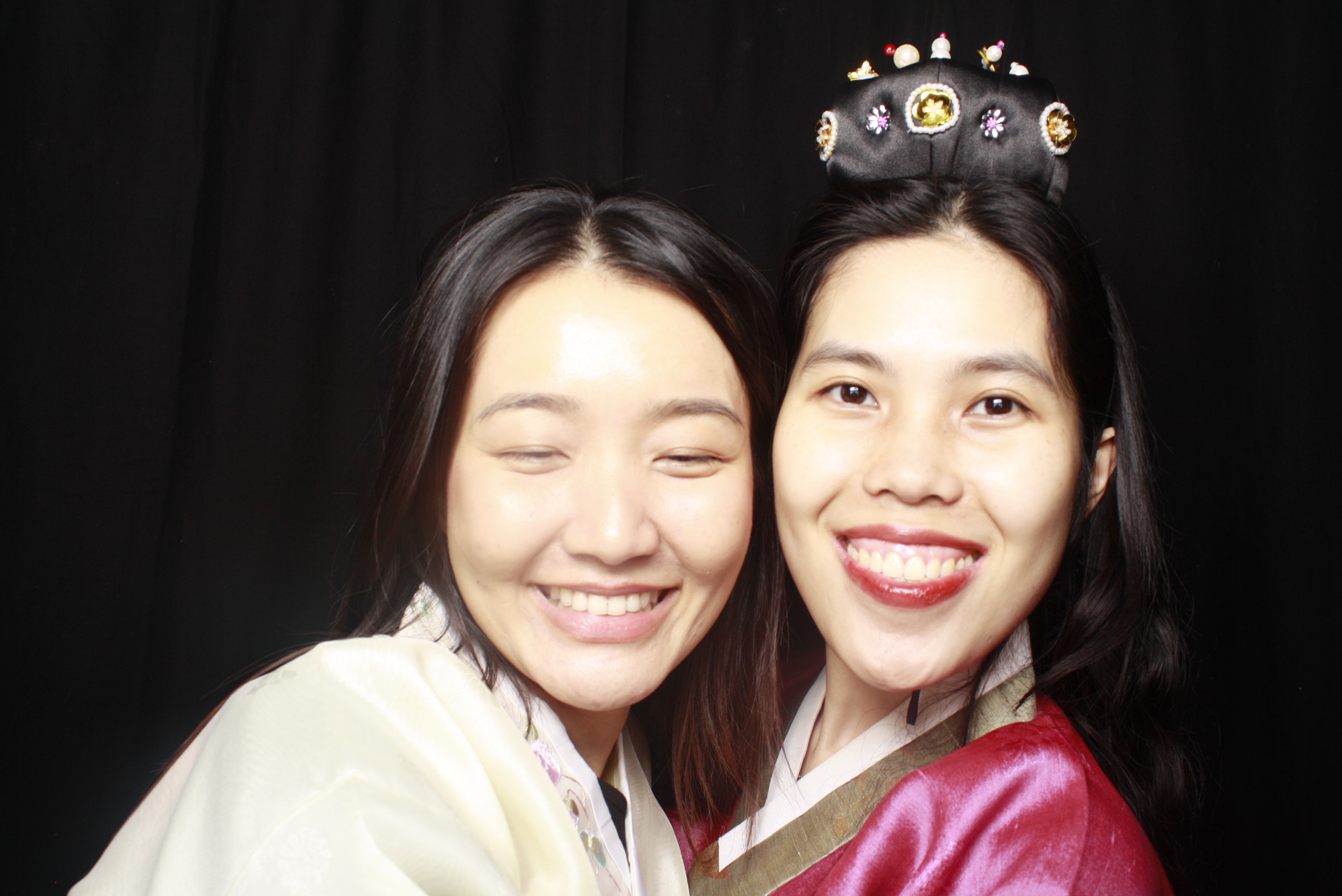 K-Culture Festival 2025 - Booth 1 | View more photos from the event at wgtngallery.classicphotobooths.co.nz/u/wgtncpbgallery/K-Culture-Festival-2025-Booth-1