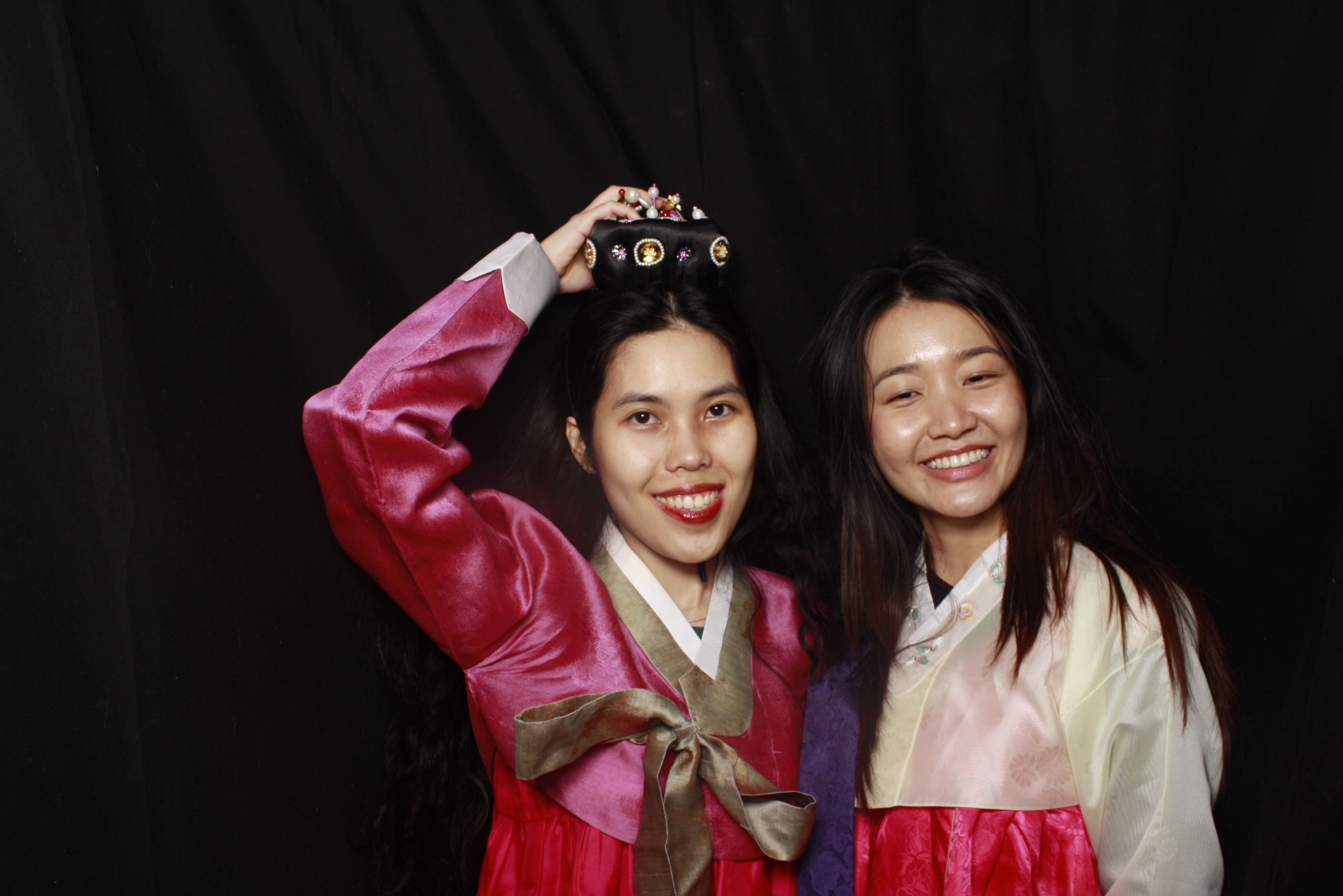 K-Culture Festival 2025 - Booth 1 | View more photos from the event at wgtngallery.classicphotobooths.co.nz/u/wgtncpbgallery/K-Culture-Festival-2025-Booth-1