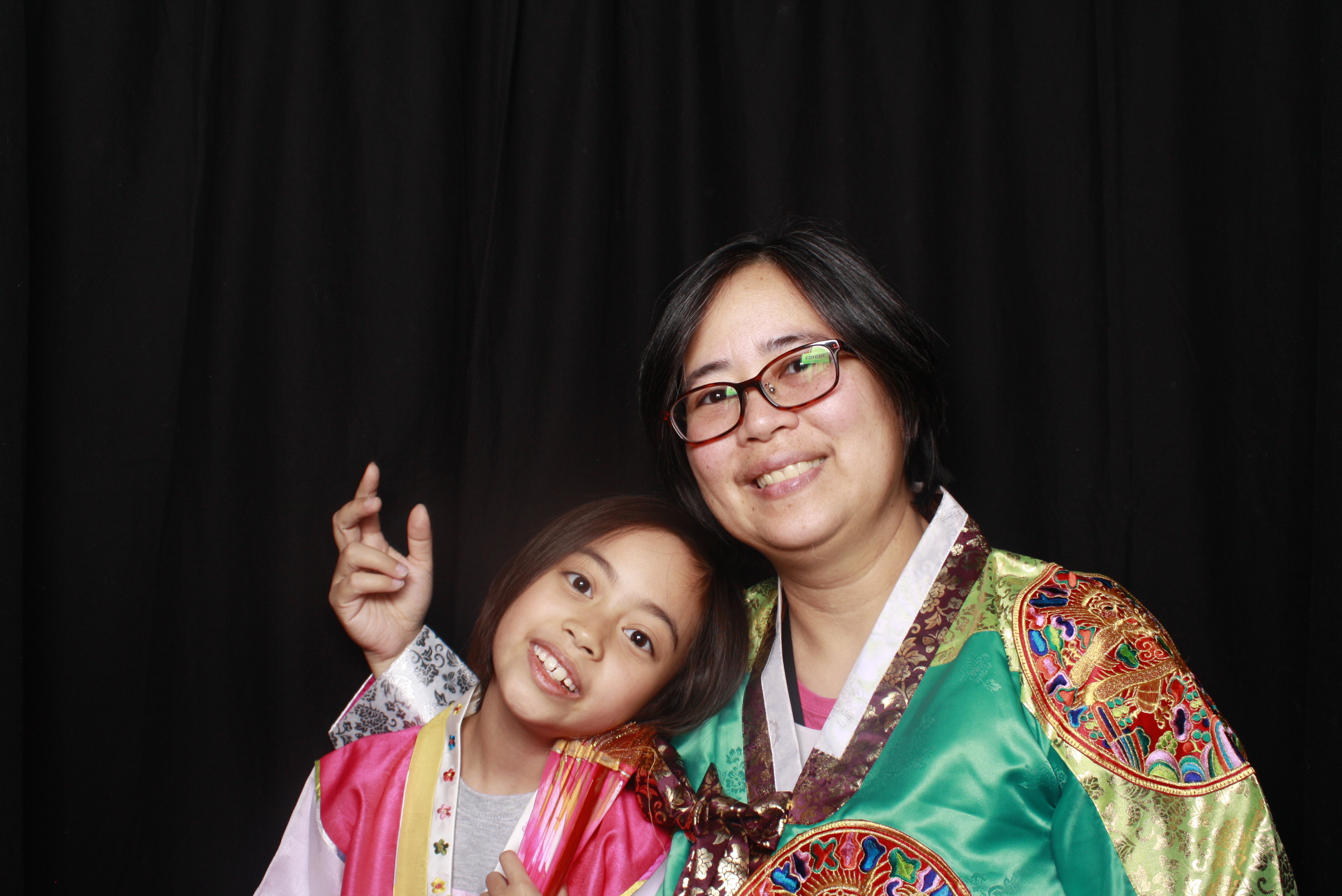 K-Culture Festival 2025 - Booth 1 | View more photos from the event at wgtngallery.classicphotobooths.co.nz/u/wgtncpbgallery/K-Culture-Festival-2025-Booth-1