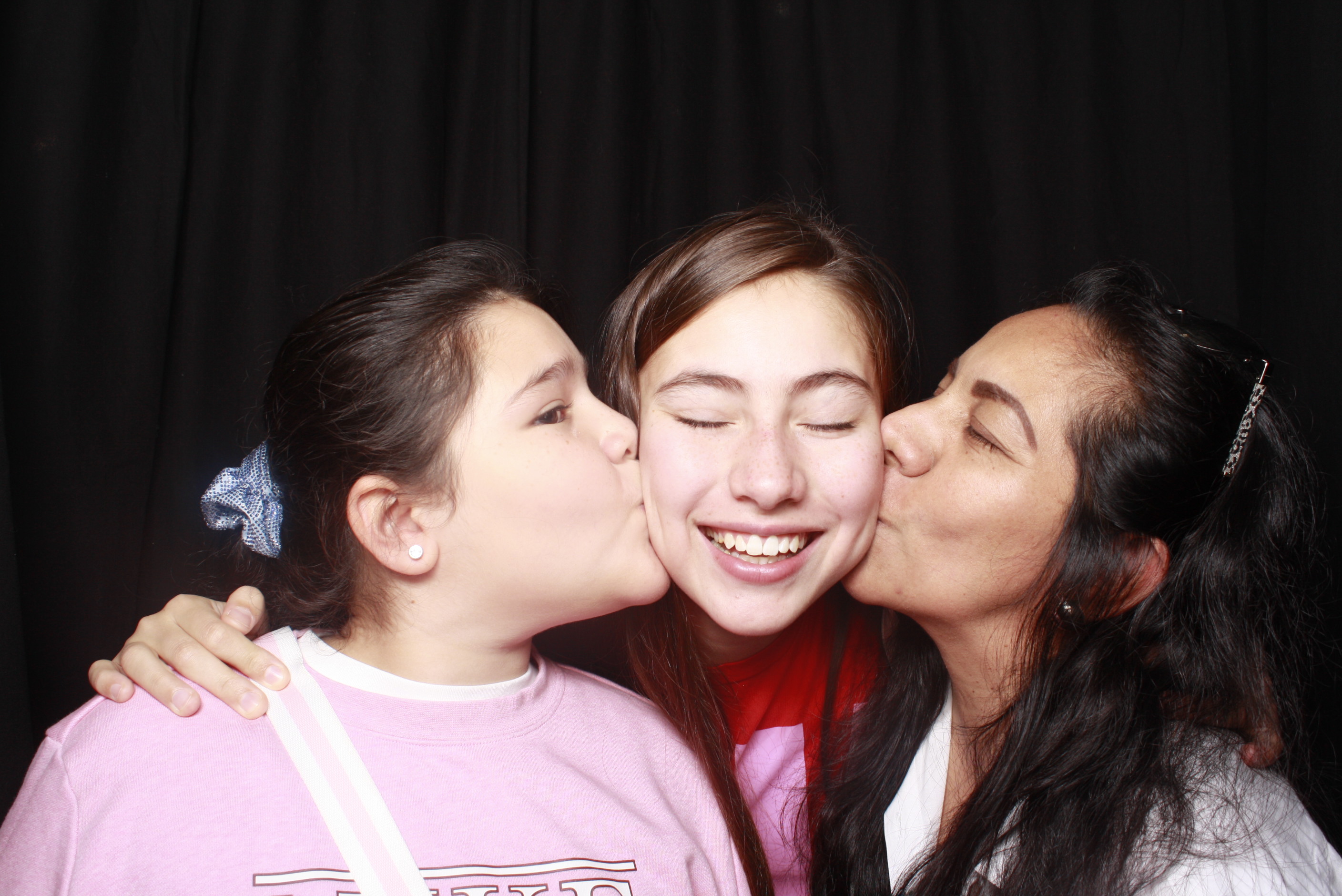 K-Culture Festival 2025 - Booth 1 | View more photos from the event at wgtngallery.classicphotobooths.co.nz/u/wgtncpbgallery/K-Culture-Festival-2025-Booth-1