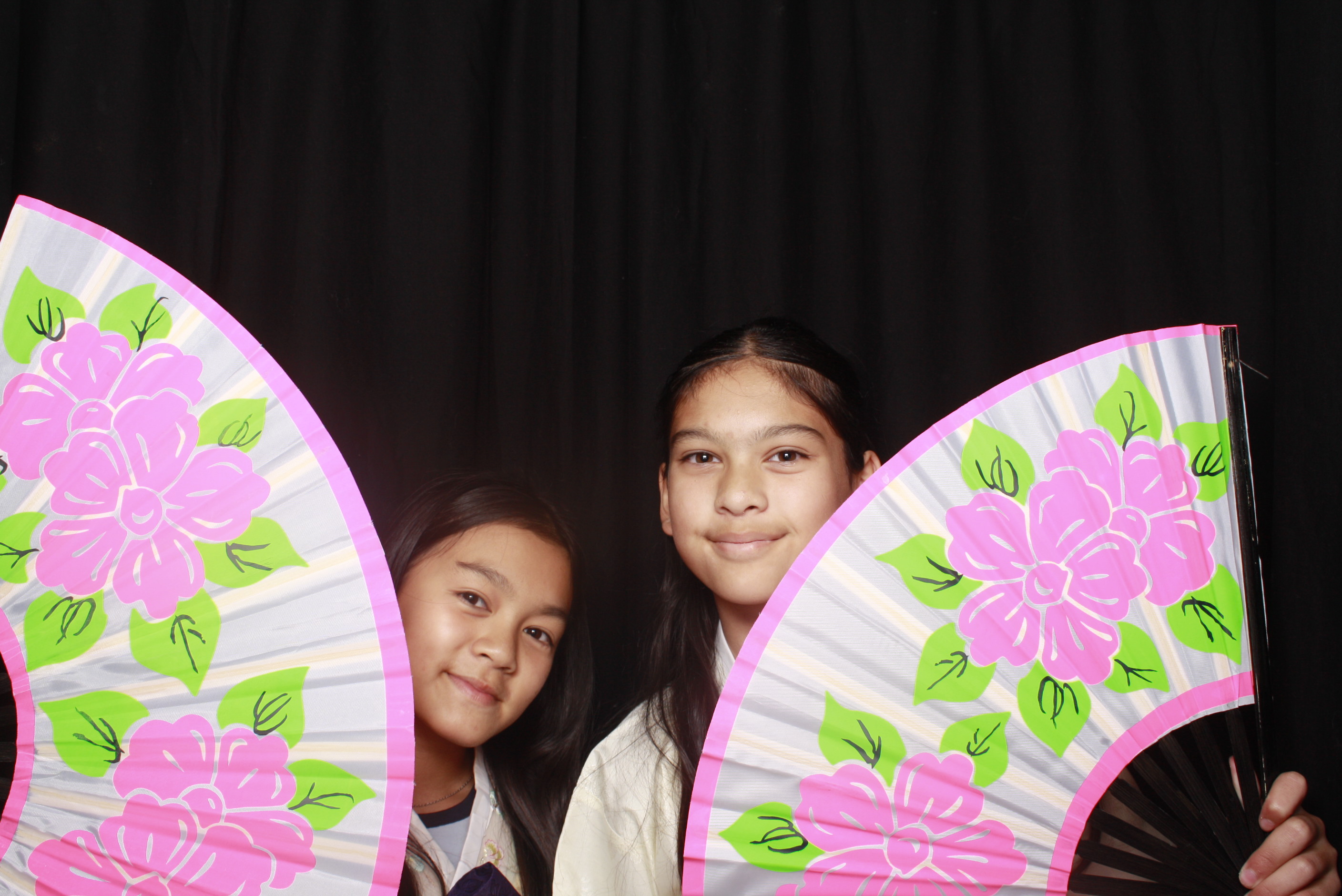 K-Culture Festival 2025 - Booth 1 | View more photos from the event at wgtngallery.classicphotobooths.co.nz/u/wgtncpbgallery/K-Culture-Festival-2025-Booth-1