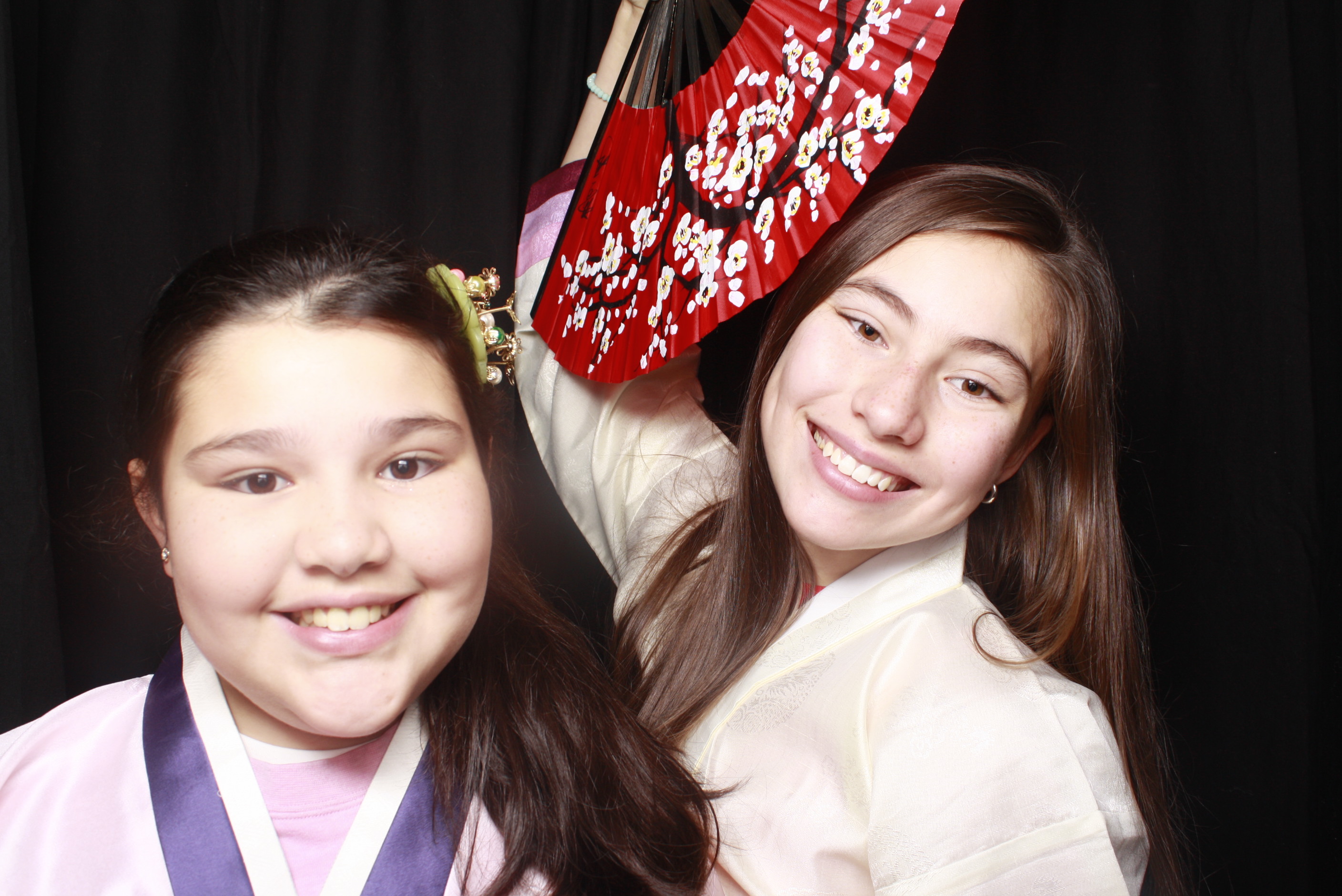 K-Culture Festival 2025 - Booth 1 | View more photos from the event at wgtngallery.classicphotobooths.co.nz/u/wgtncpbgallery/K-Culture-Festival-2025-Booth-1