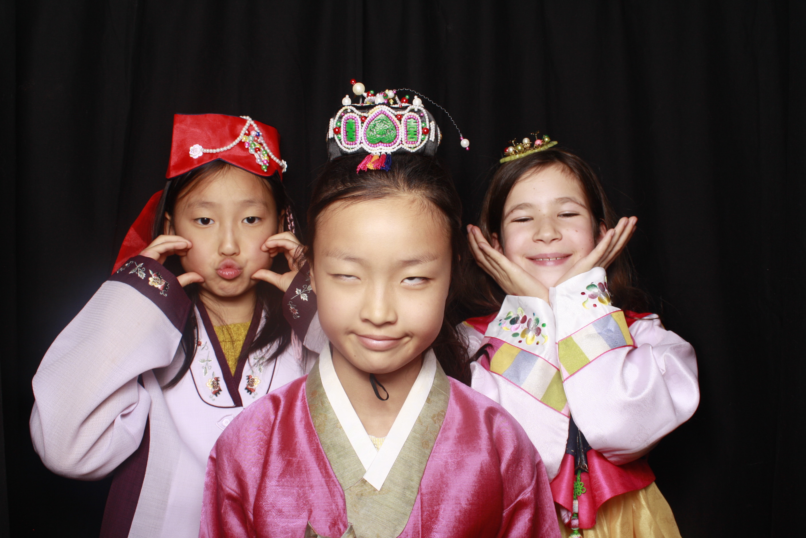 K-Culture Festival 2025 - Booth 1 | View more photos from the event at wgtngallery.classicphotobooths.co.nz/u/wgtncpbgallery/K-Culture-Festival-2025-Booth-1