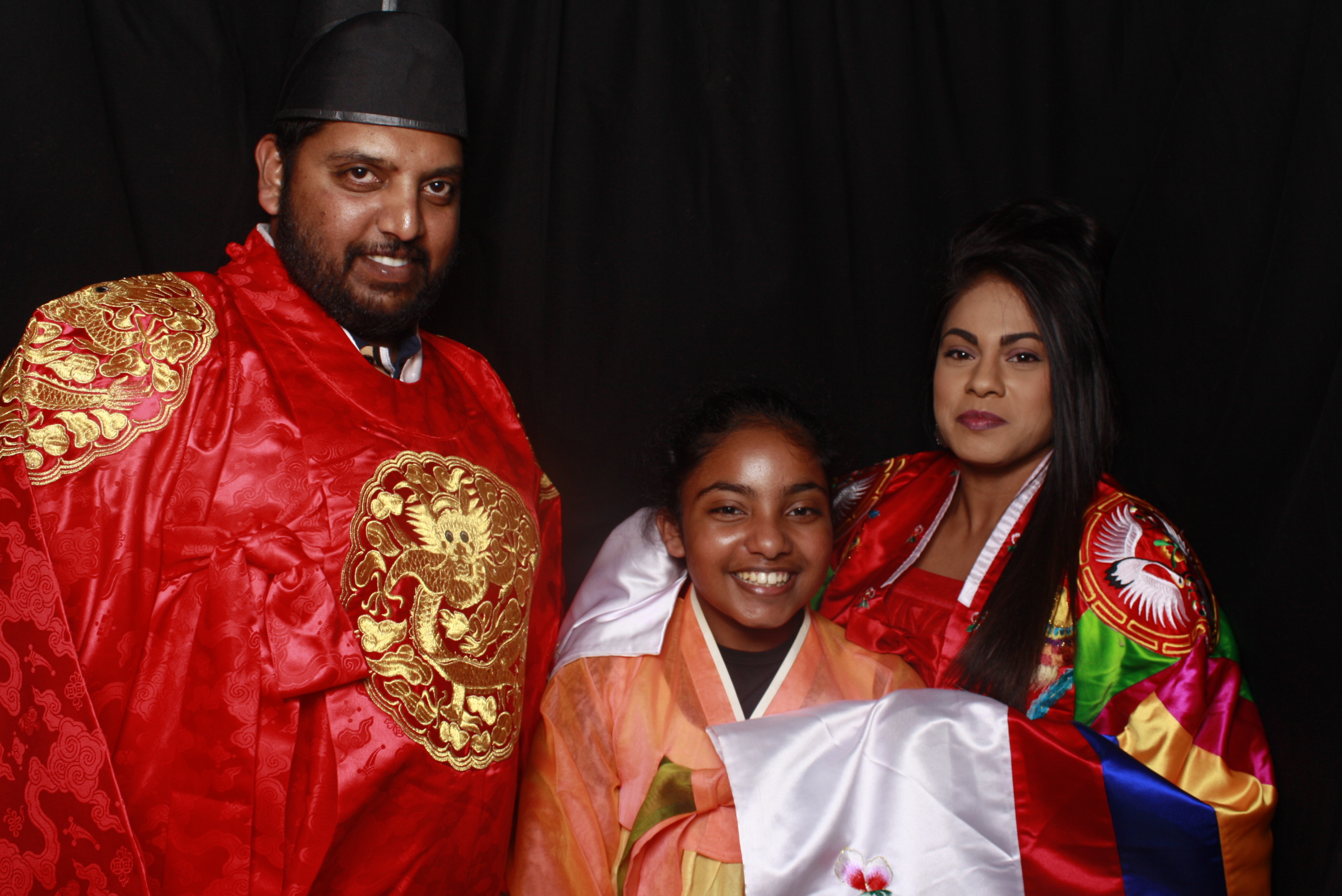 K-Culture Festival 2025 - Booth 1 | View more photos from the event at wgtngallery.classicphotobooths.co.nz/u/wgtncpbgallery/K-Culture-Festival-2025-Booth-1