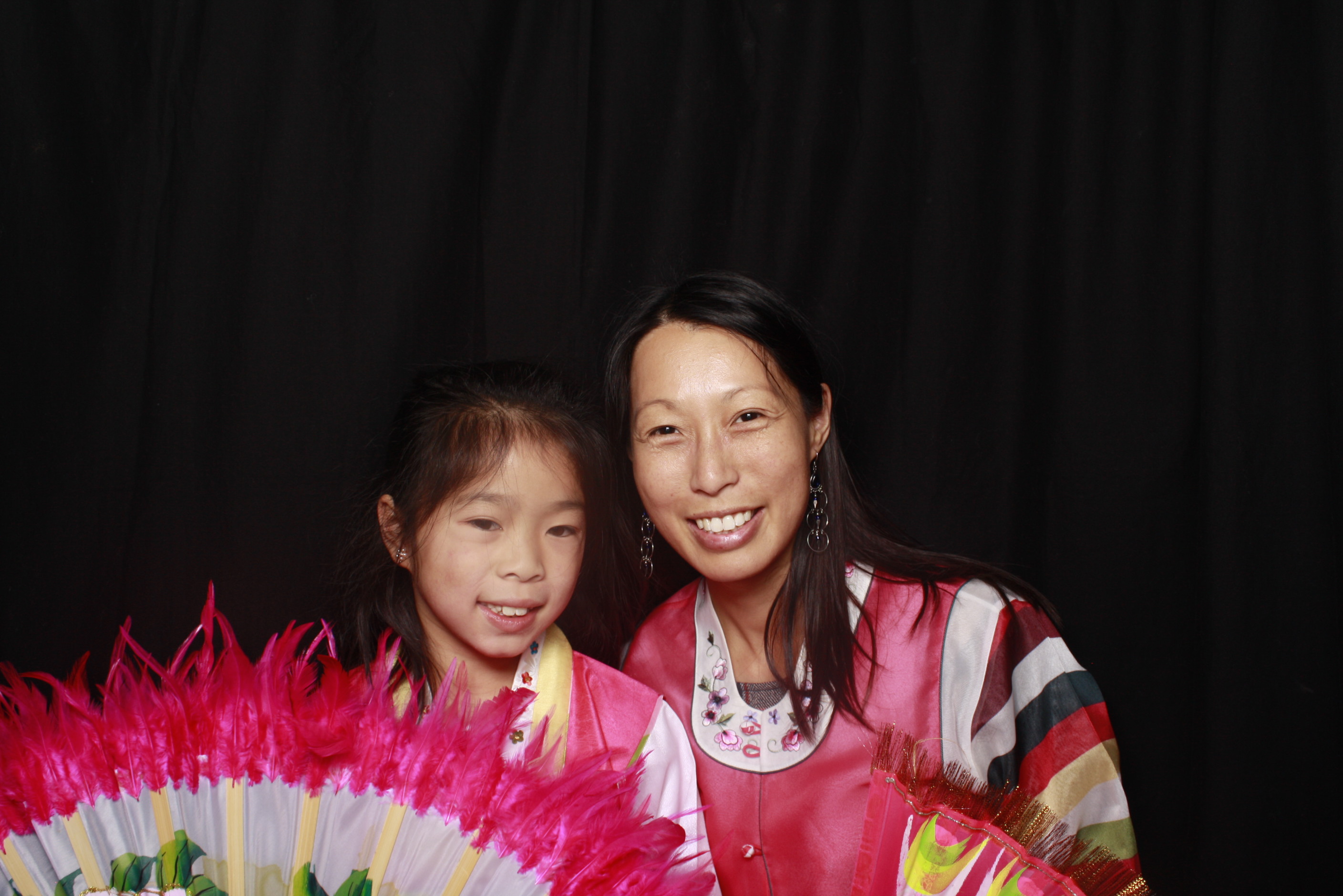 K-Culture Festival 2025 - Booth 1 | View more photos from the event at wgtngallery.classicphotobooths.co.nz/u/wgtncpbgallery/K-Culture-Festival-2025-Booth-1