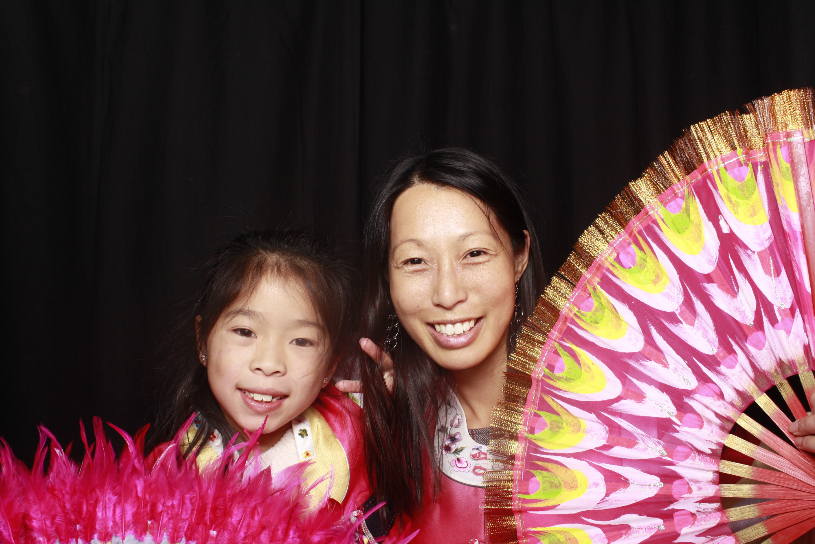 K-Culture Festival 2025 - Booth 1 | View more photos from the event at wgtngallery.classicphotobooths.co.nz/u/wgtncpbgallery/K-Culture-Festival-2025-Booth-1