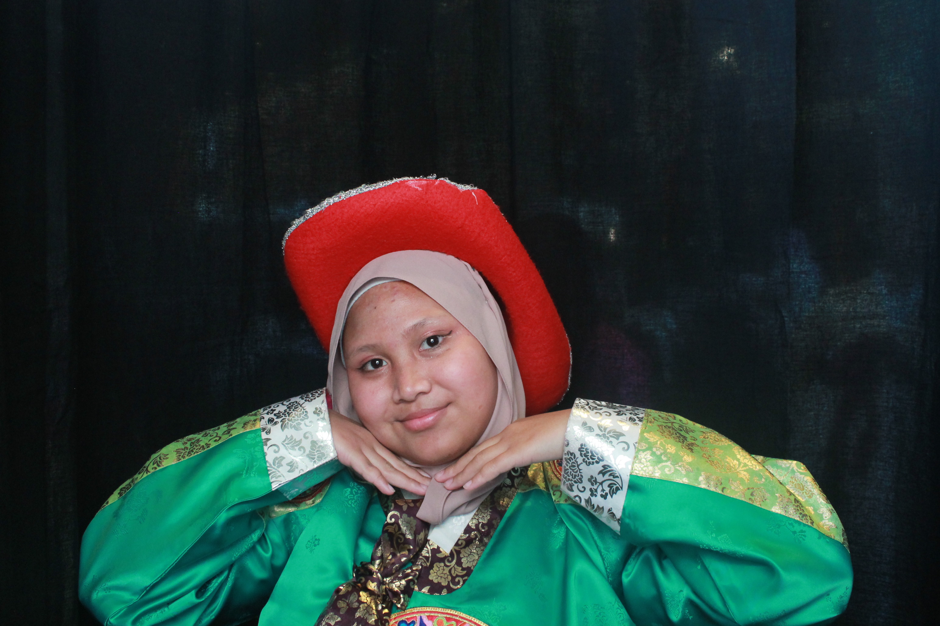 K-Culture Festival 2025 - Booth 2 | View more photos from the event at wgtngallery.classicphotobooths.co.nz/u/wgtncpbgallery/K-Culture-Festival-2025-Booth-2