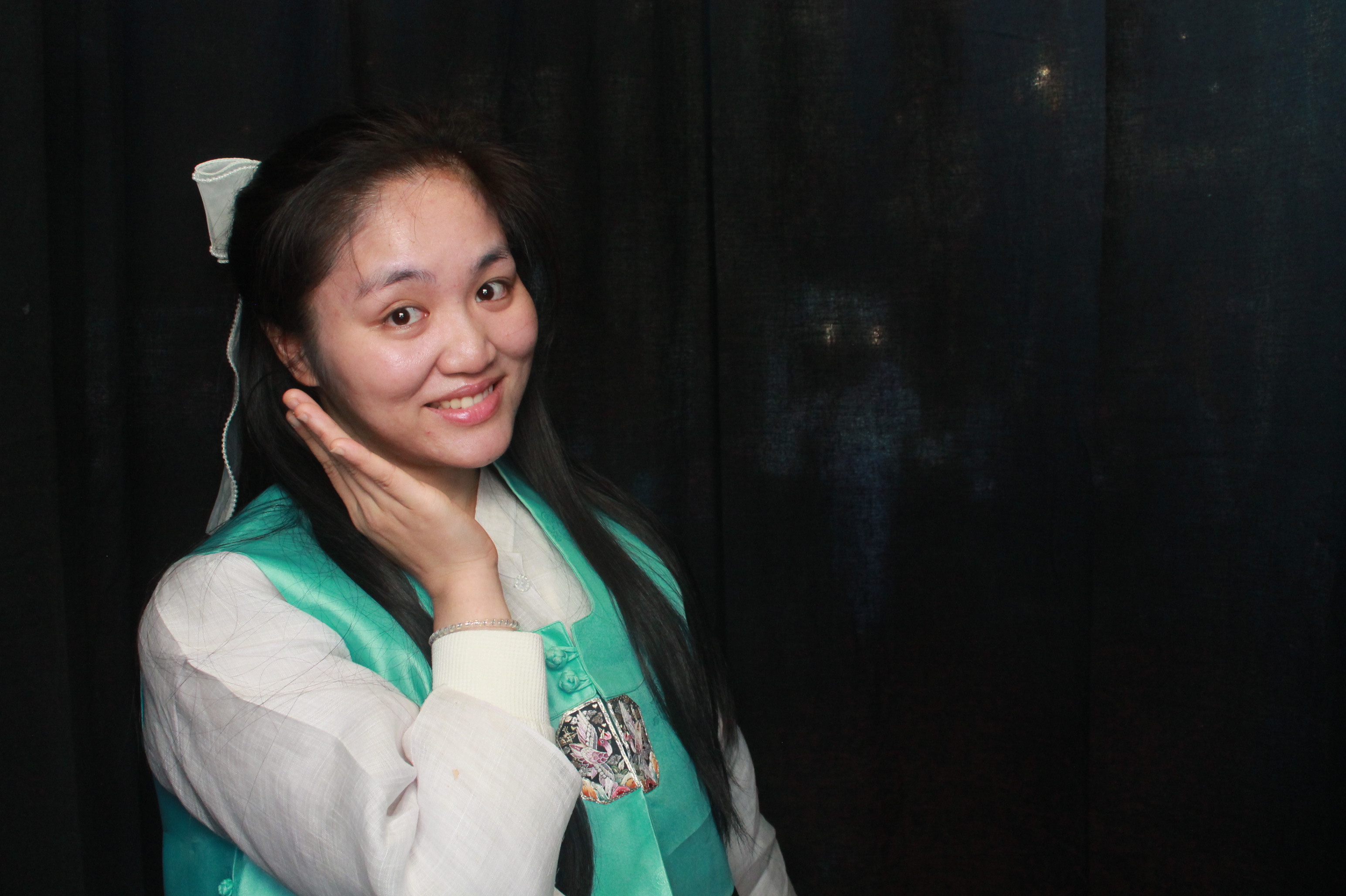 K-Culture Festival 2025 - Booth 2 | View more photos from the event at wgtngallery.classicphotobooths.co.nz/u/wgtncpbgallery/K-Culture-Festival-2025-Booth-2