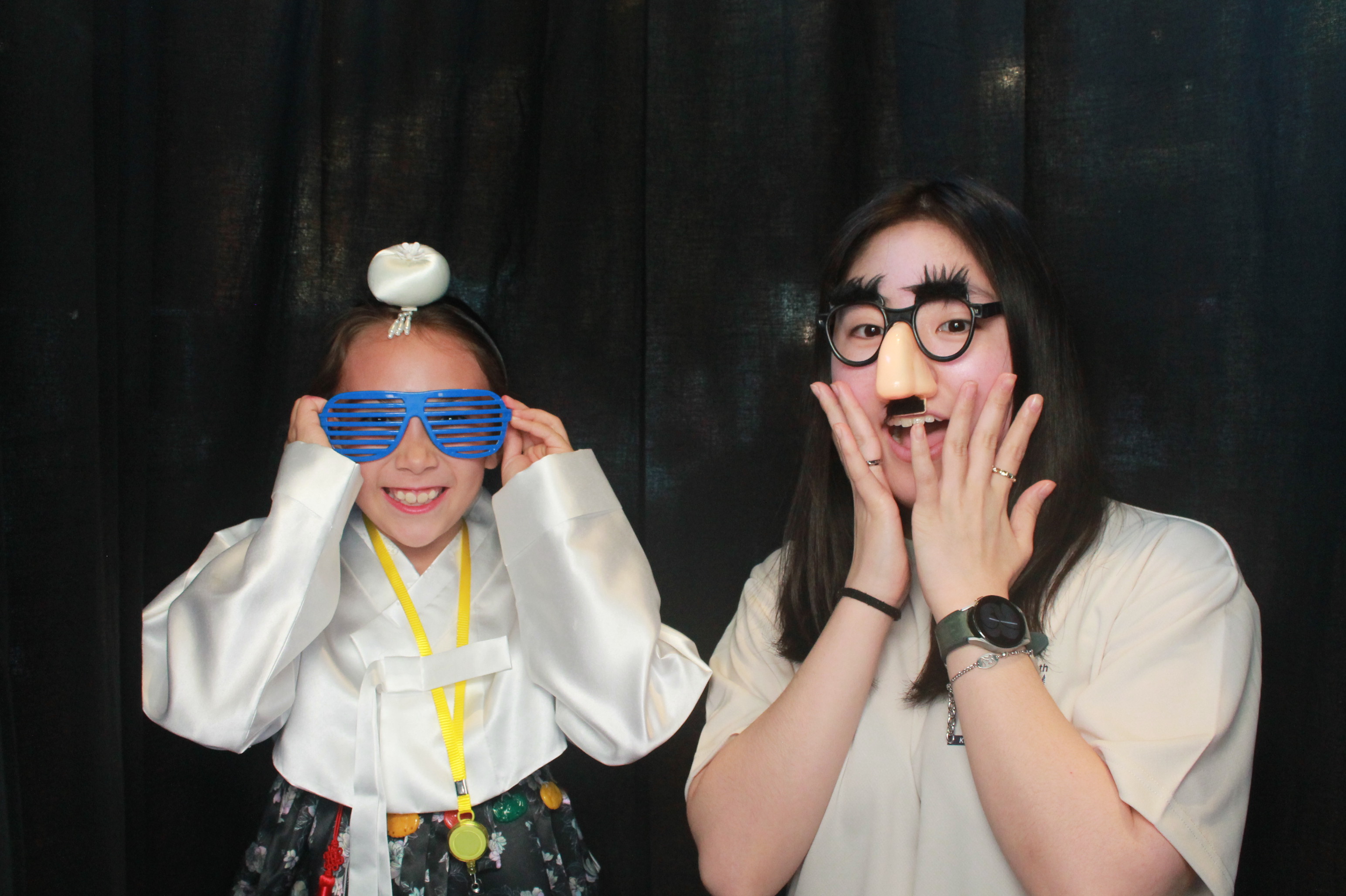 K-Culture Festival 2025 - Booth 2 | View more photos from the event at wgtngallery.classicphotobooths.co.nz/u/wgtncpbgallery/K-Culture-Festival-2025-Booth-2