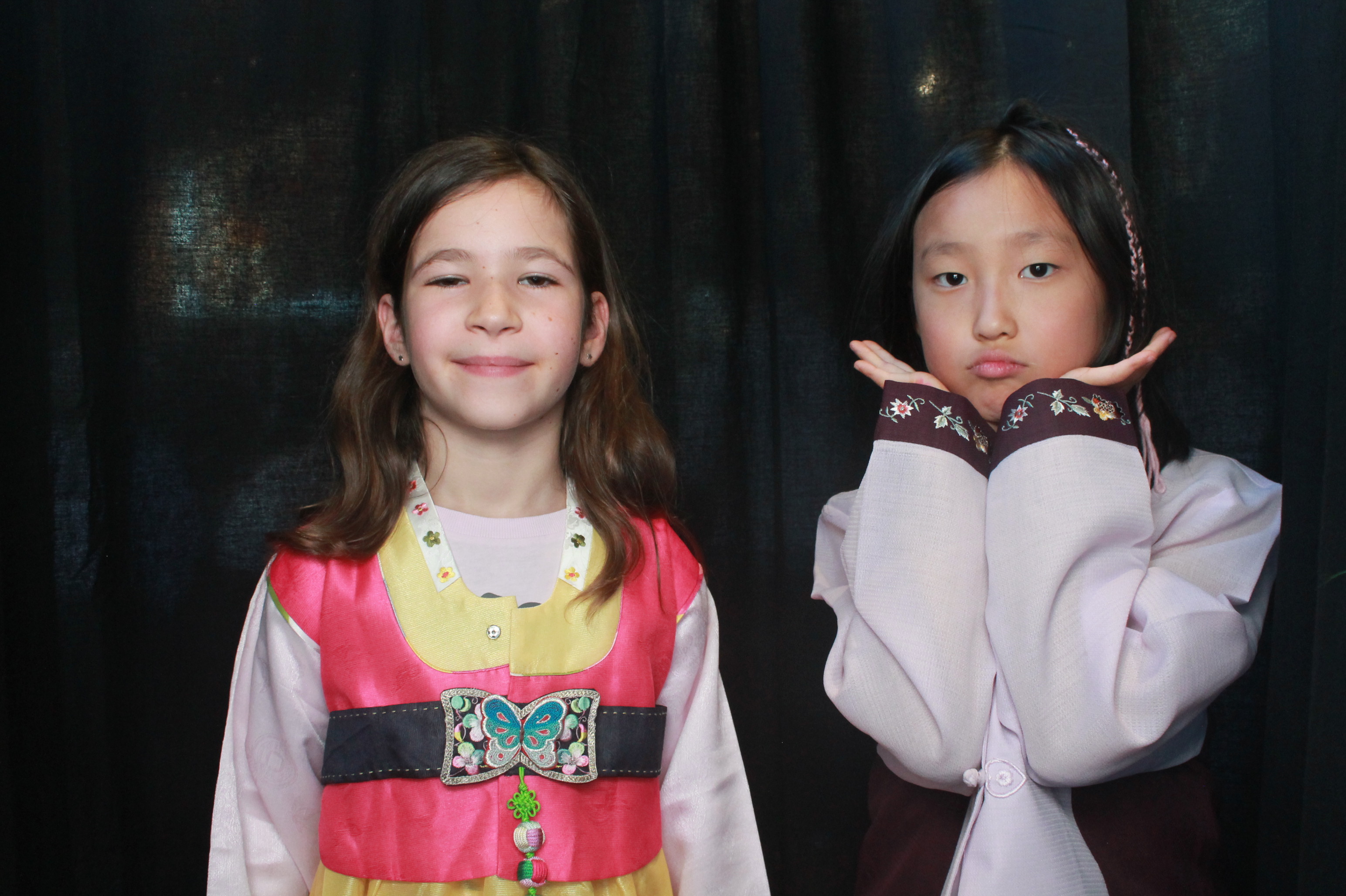 K-Culture Festival 2025 - Booth 2 | View more photos from the event at wgtngallery.classicphotobooths.co.nz/u/wgtncpbgallery/K-Culture-Festival-2025-Booth-2