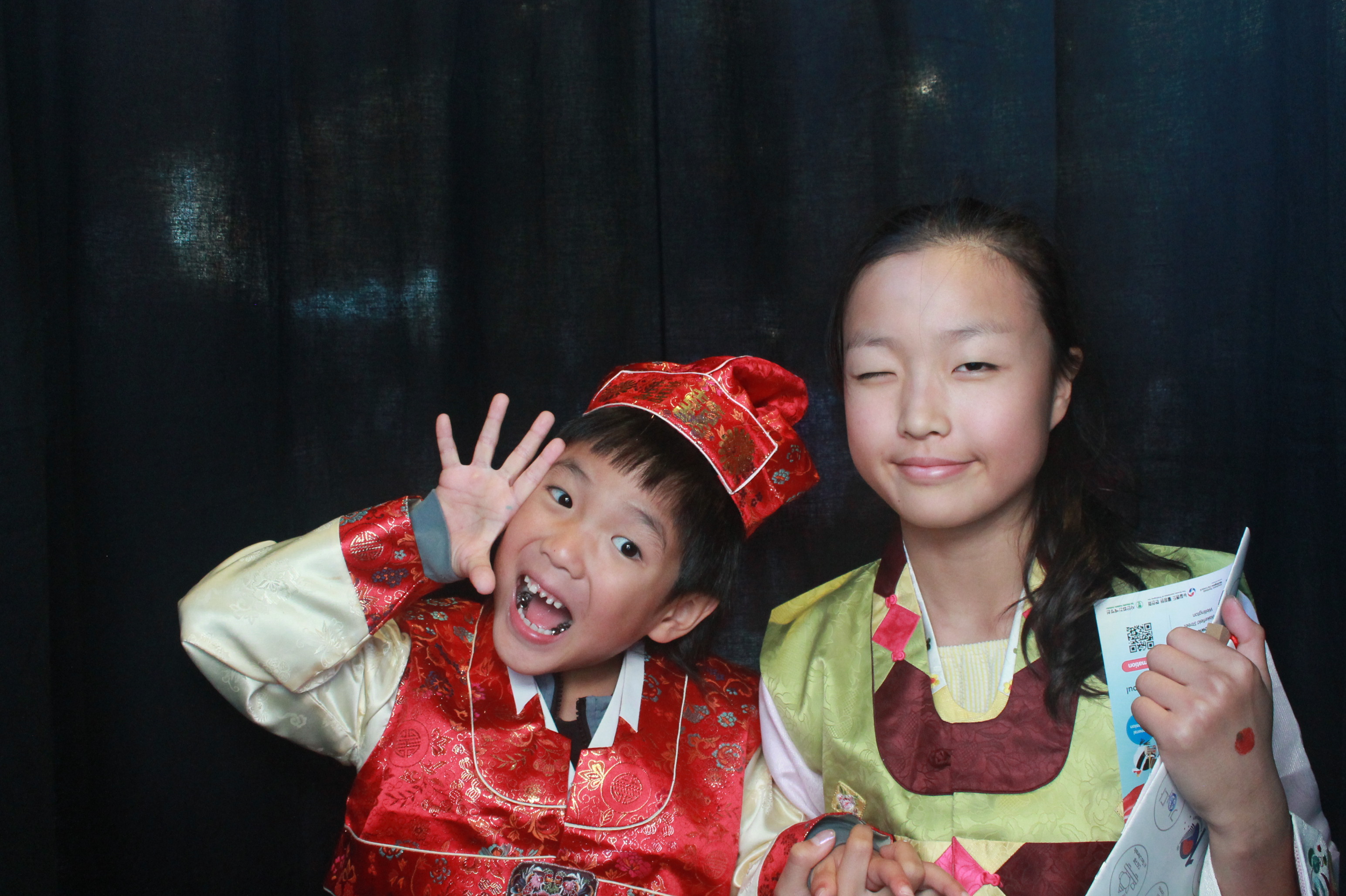 K-Culture Festival 2025 - Booth 2 | View more photos from the event at wgtngallery.classicphotobooths.co.nz/u/wgtncpbgallery/K-Culture-Festival-2025-Booth-2