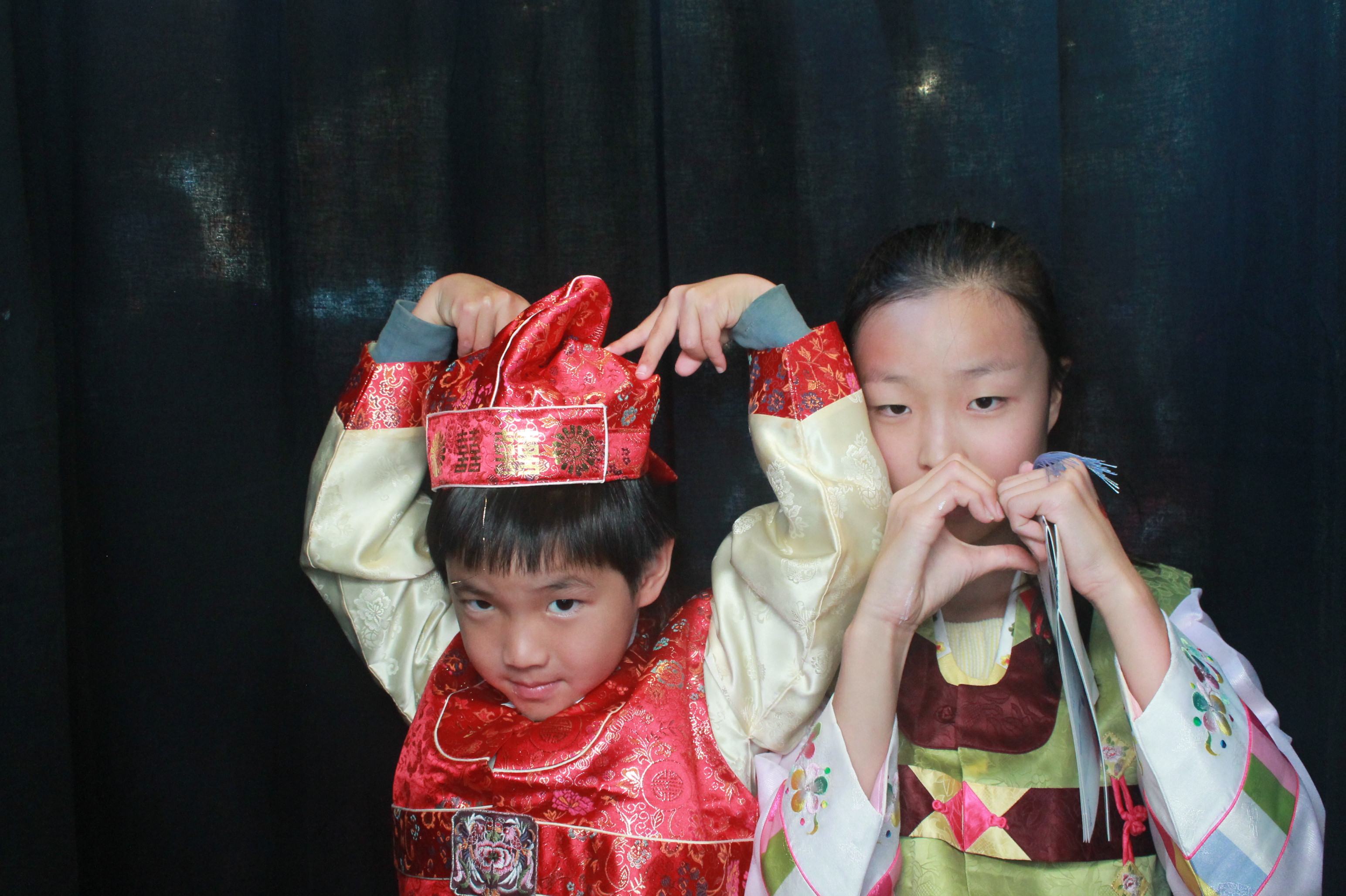 K-Culture Festival 2025 - Booth 2 | View more photos from the event at wgtngallery.classicphotobooths.co.nz/u/wgtncpbgallery/K-Culture-Festival-2025-Booth-2