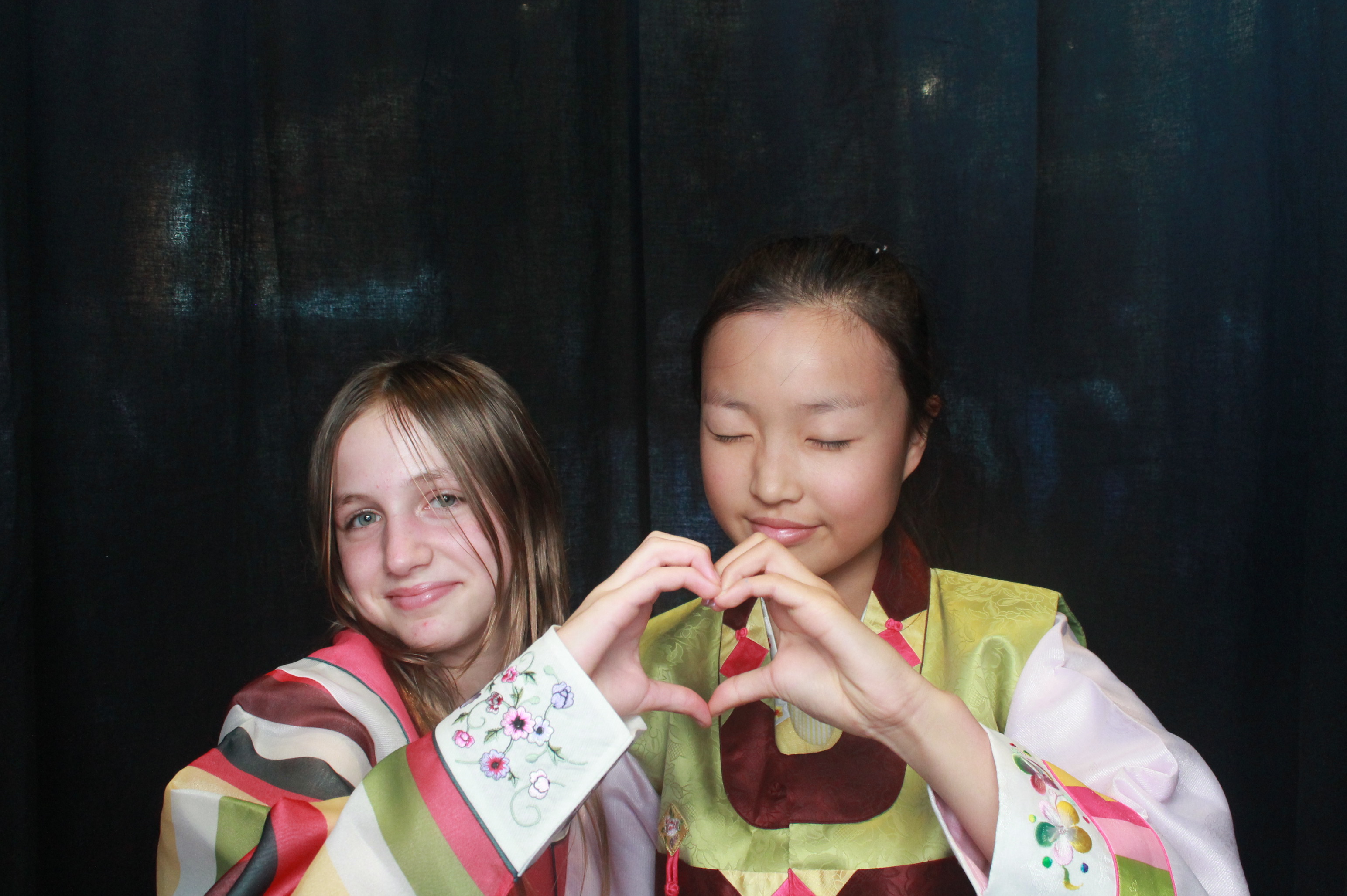 K-Culture Festival 2025 - Booth 2 | View more photos from the event at wgtngallery.classicphotobooths.co.nz/u/wgtncpbgallery/K-Culture-Festival-2025-Booth-2