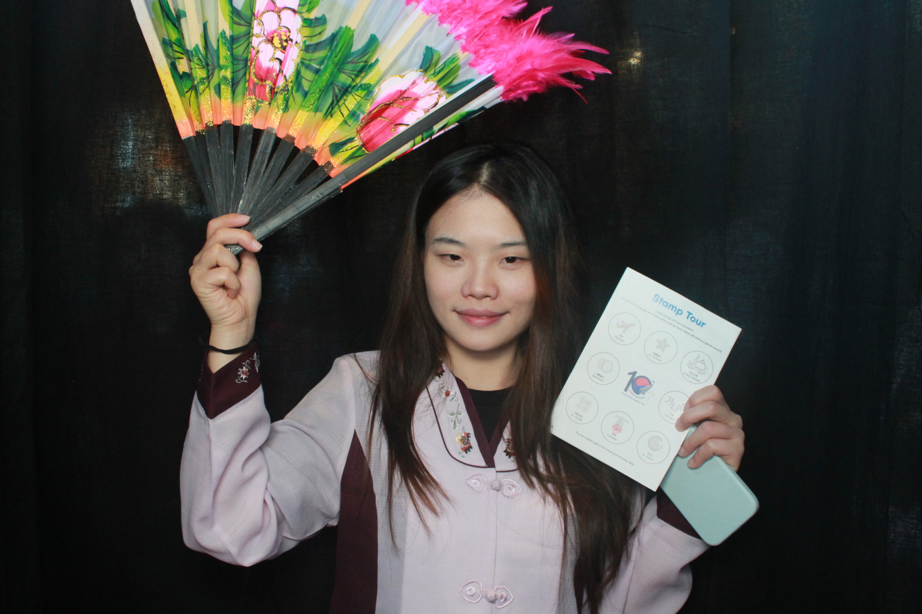 K-Culture Festival 2025 - Booth 2 | View more photos from the event at wgtngallery.classicphotobooths.co.nz/u/wgtncpbgallery/K-Culture-Festival-2025-Booth-2