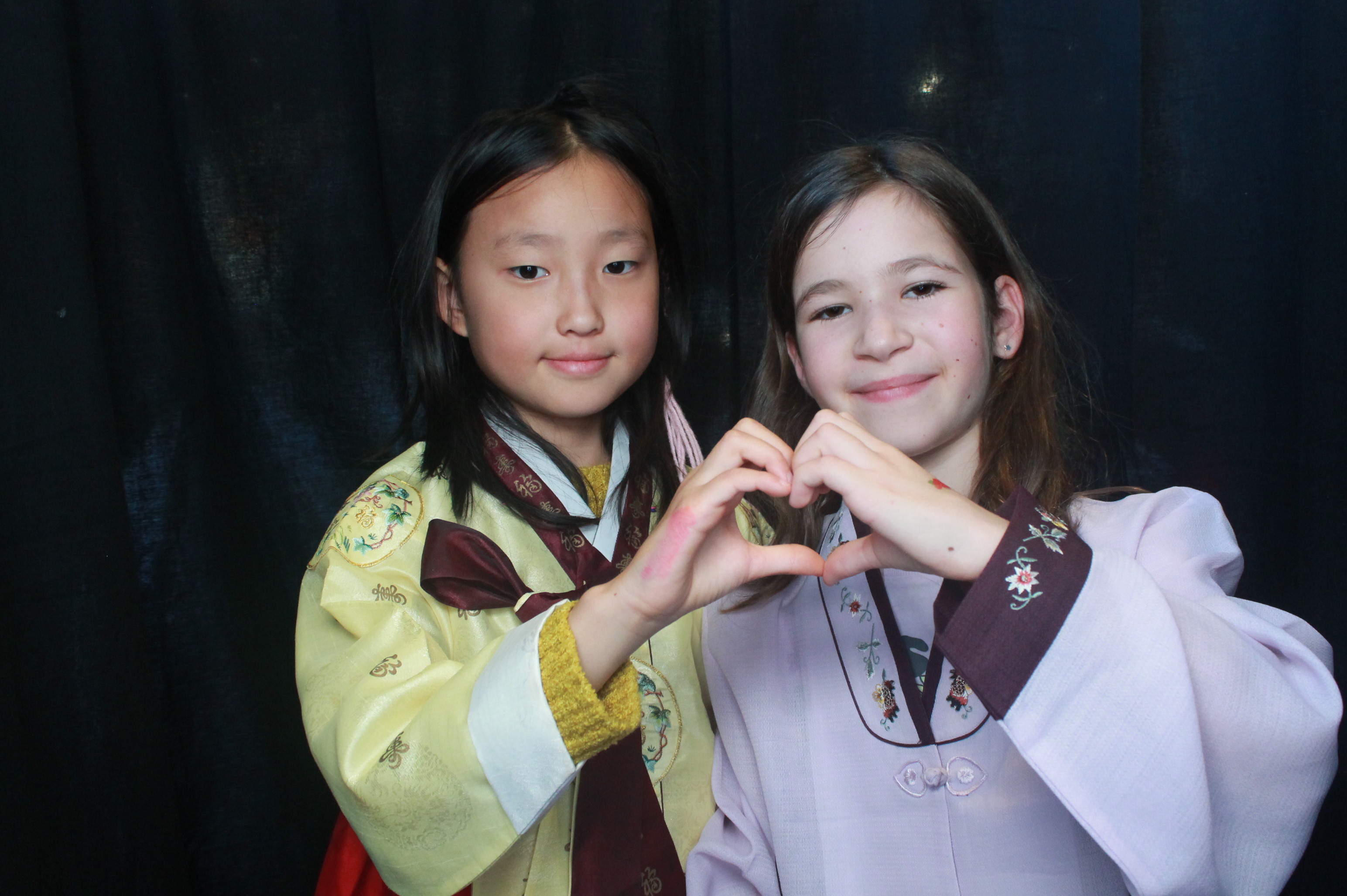 K-Culture Festival 2025 - Booth 2 | View more photos from the event at wgtngallery.classicphotobooths.co.nz/u/wgtncpbgallery/K-Culture-Festival-2025-Booth-2