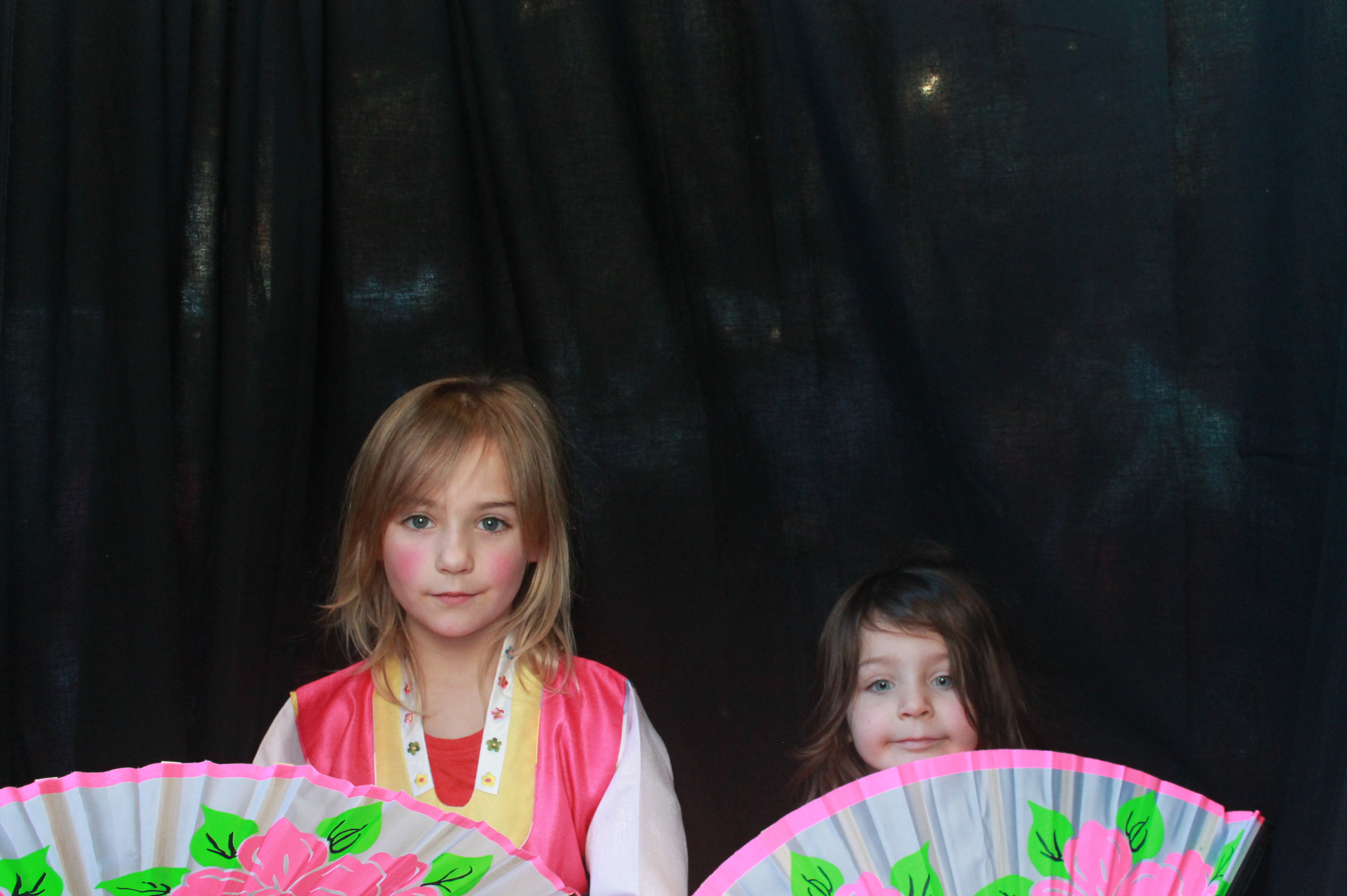 K-Culture Festival 2025 - Booth 2 | View more photos from the event at wgtngallery.classicphotobooths.co.nz/u/wgtncpbgallery/K-Culture-Festival-2025-Booth-2