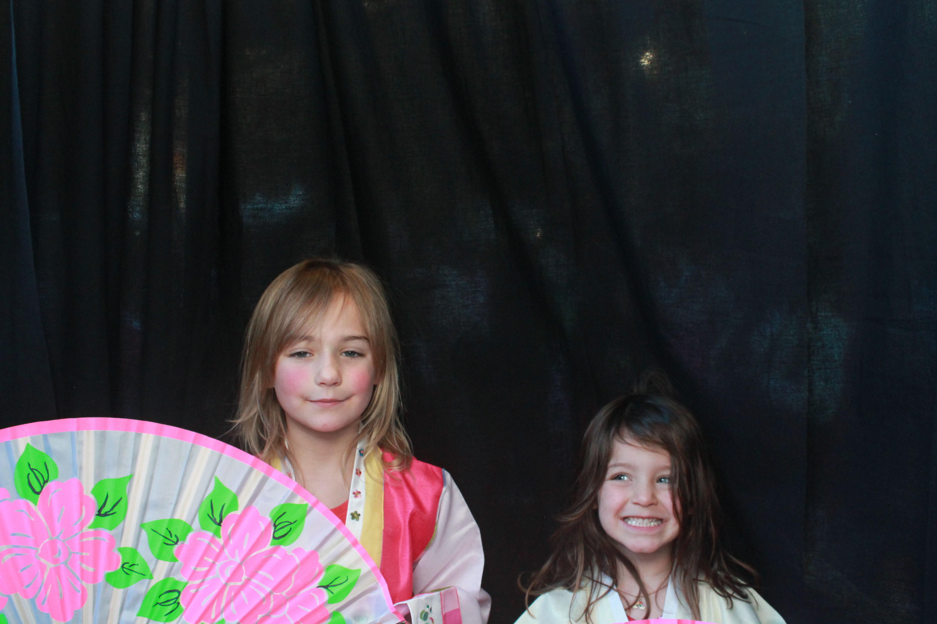 K-Culture Festival 2025 - Booth 2 | View more photos from the event at wgtngallery.classicphotobooths.co.nz/u/wgtncpbgallery/K-Culture-Festival-2025-Booth-2