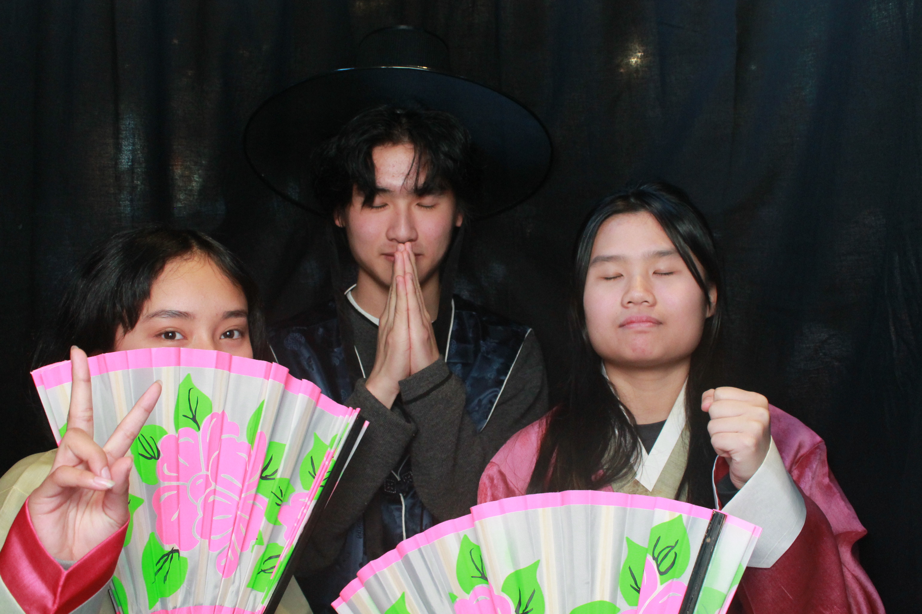 K-Culture Festival 2025 - Booth 2 | View more photos from the event at wgtngallery.classicphotobooths.co.nz/u/wgtncpbgallery/K-Culture-Festival-2025-Booth-2