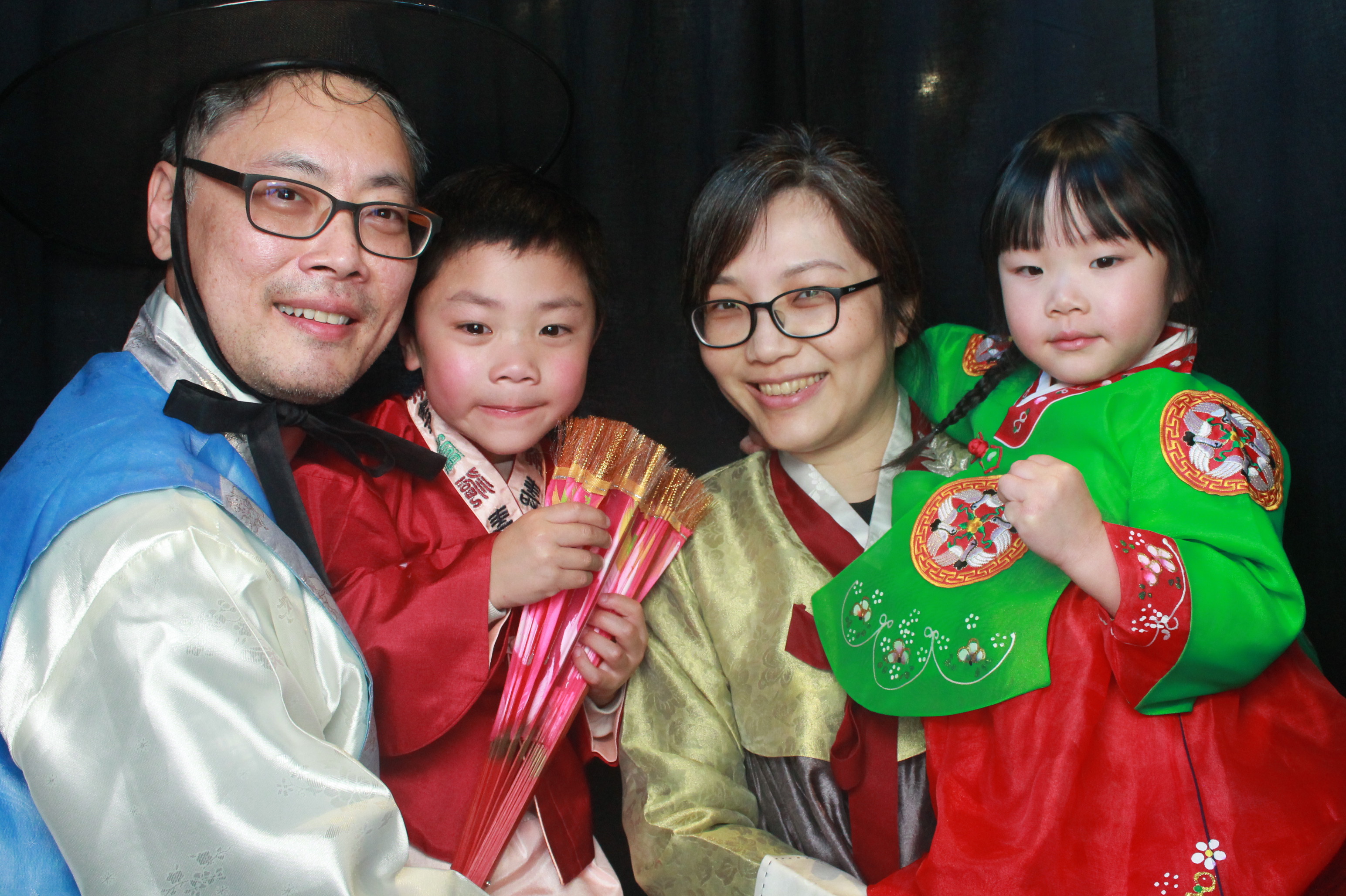 K-Culture Festival 2025 - Booth 2 | View more photos from the event at wgtngallery.classicphotobooths.co.nz/u/wgtncpbgallery/K-Culture-Festival-2025-Booth-2