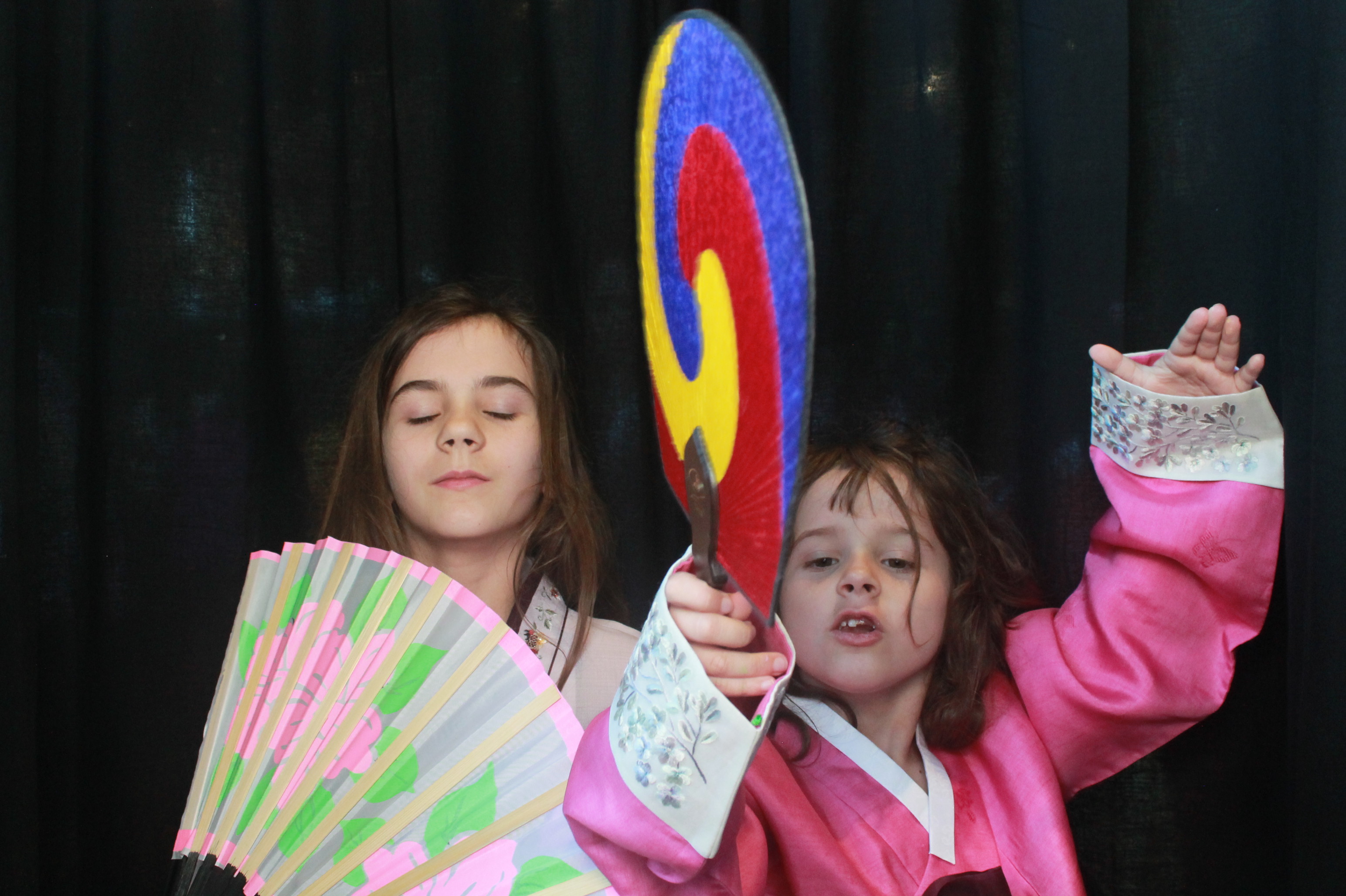 K-Culture Festival 2025 - Booth 2 | View more photos from the event at wgtngallery.classicphotobooths.co.nz/u/wgtncpbgallery/K-Culture-Festival-2025-Booth-2