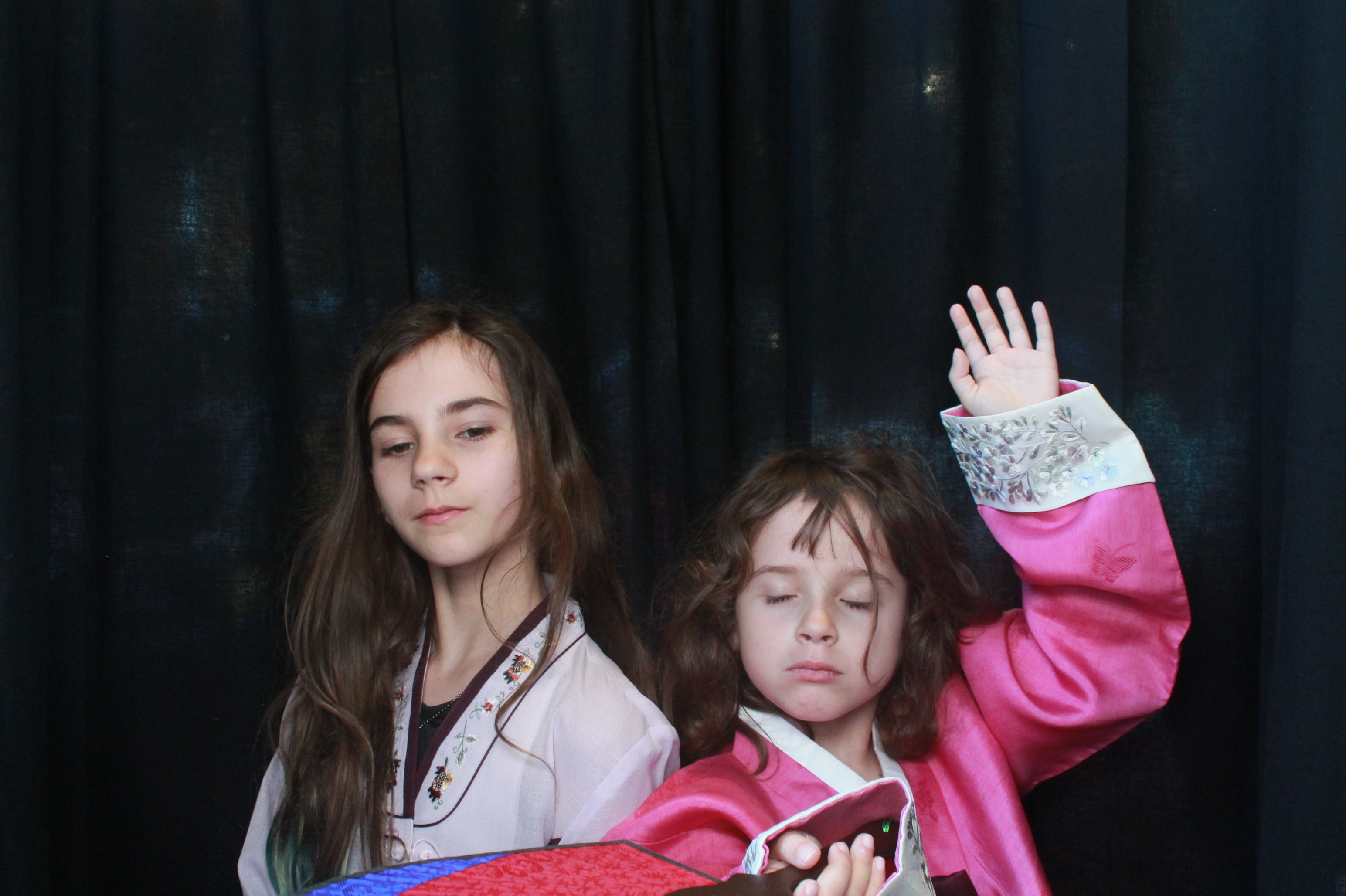 K-Culture Festival 2025 - Booth 2 | View more photos from the event at wgtngallery.classicphotobooths.co.nz/u/wgtncpbgallery/K-Culture-Festival-2025-Booth-2