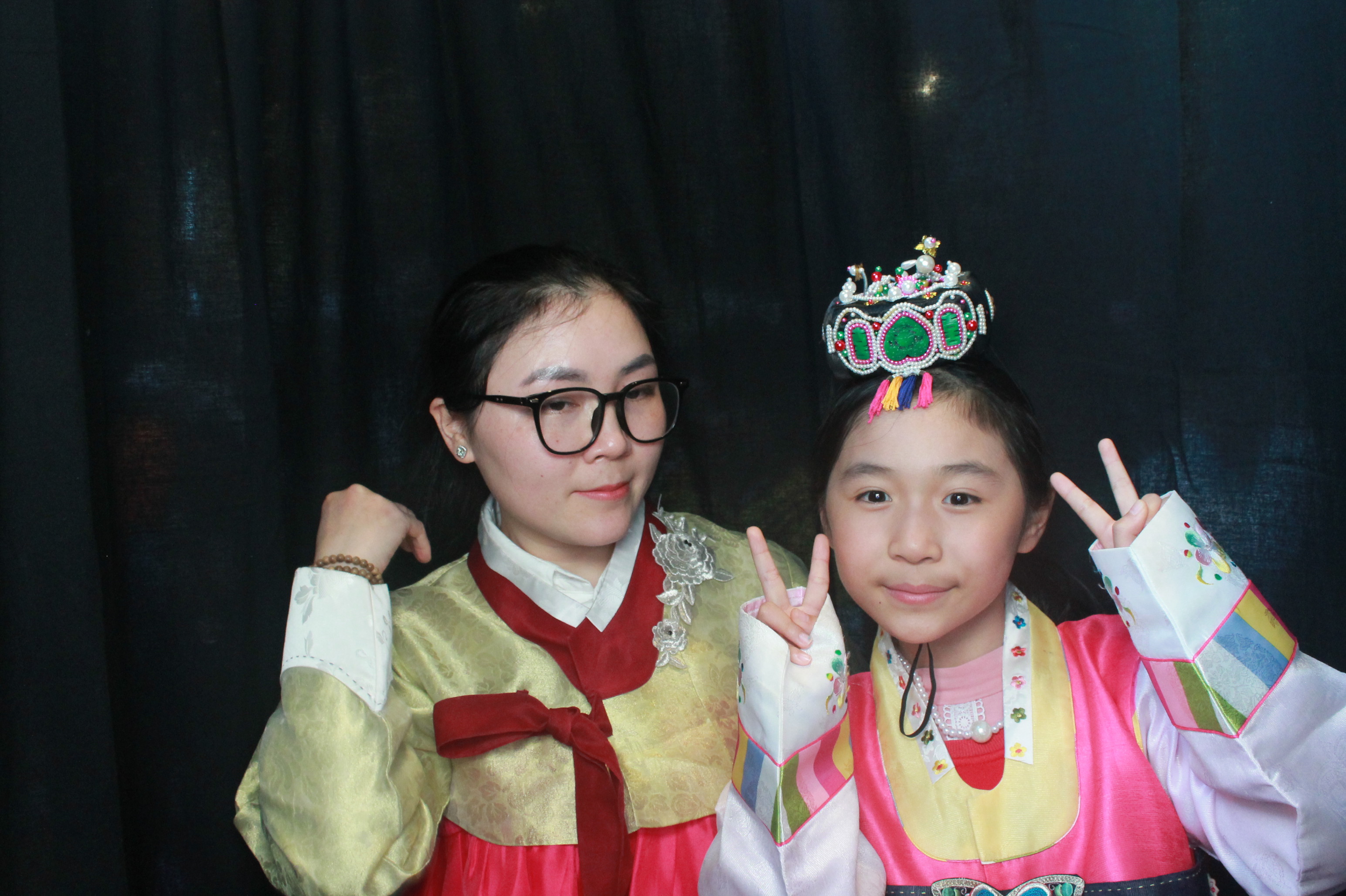 K-Culture Festival 2025 - Booth 2 | View more photos from the event at wgtngallery.classicphotobooths.co.nz/u/wgtncpbgallery/K-Culture-Festival-2025-Booth-2