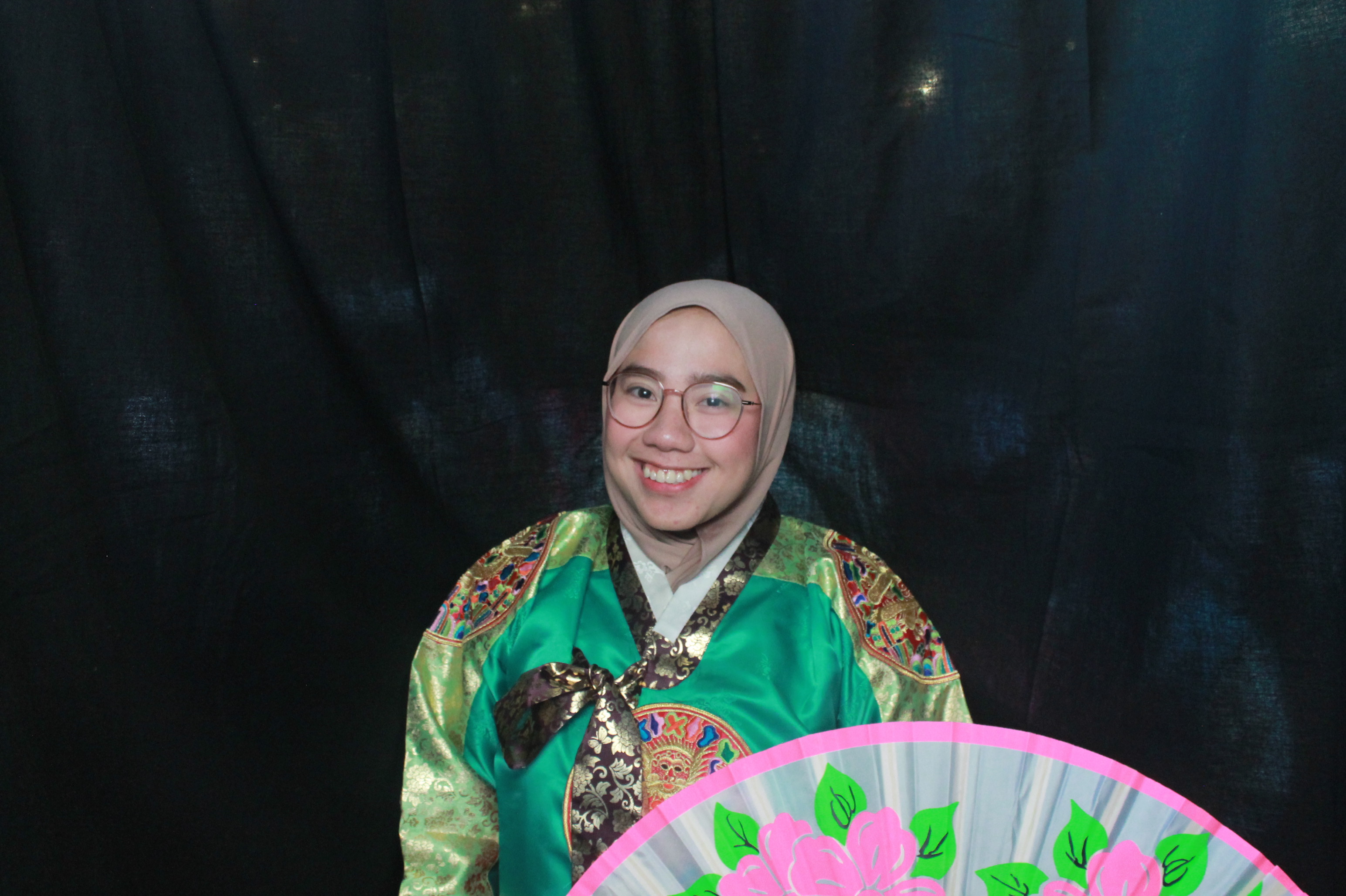 K-Culture Festival 2025 - Booth 2 | View more photos from the event at wgtngallery.classicphotobooths.co.nz/u/wgtncpbgallery/K-Culture-Festival-2025-Booth-2