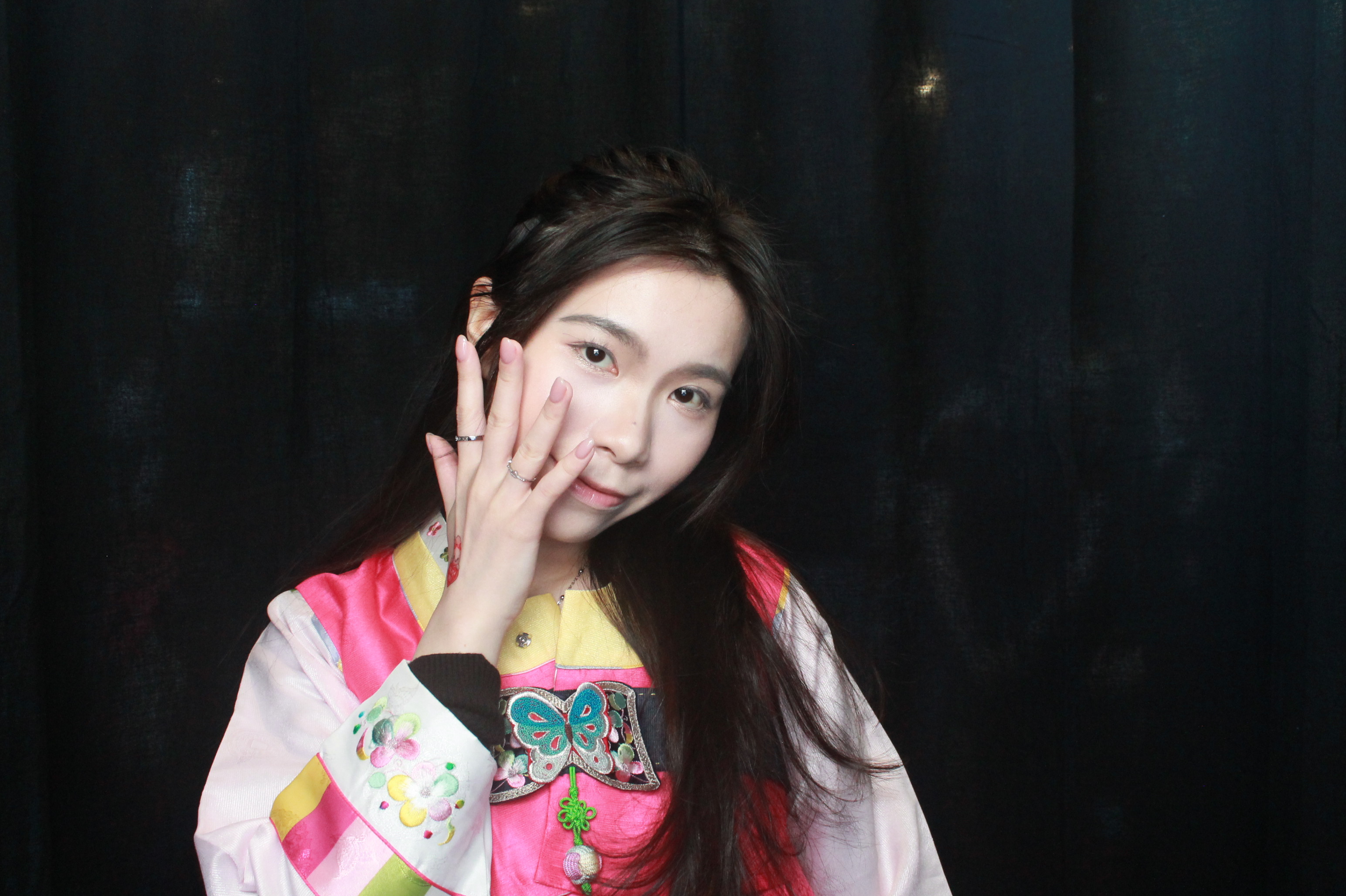 K-Culture Festival 2025 - Booth 2 | View more photos from the event at wgtngallery.classicphotobooths.co.nz/u/wgtncpbgallery/K-Culture-Festival-2025-Booth-2