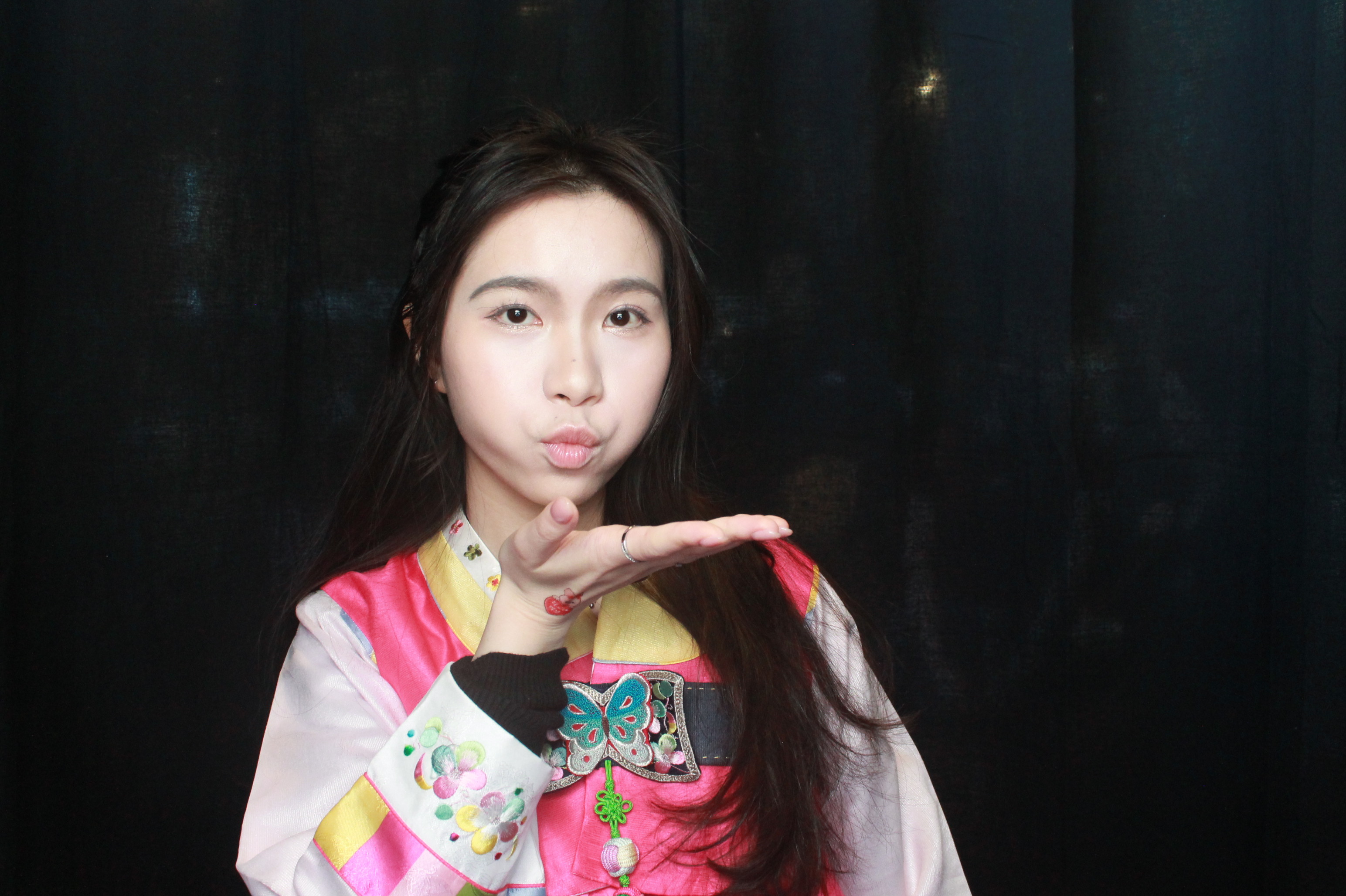 K-Culture Festival 2025 - Booth 2 | View more photos from the event at wgtngallery.classicphotobooths.co.nz/u/wgtncpbgallery/K-Culture-Festival-2025-Booth-2