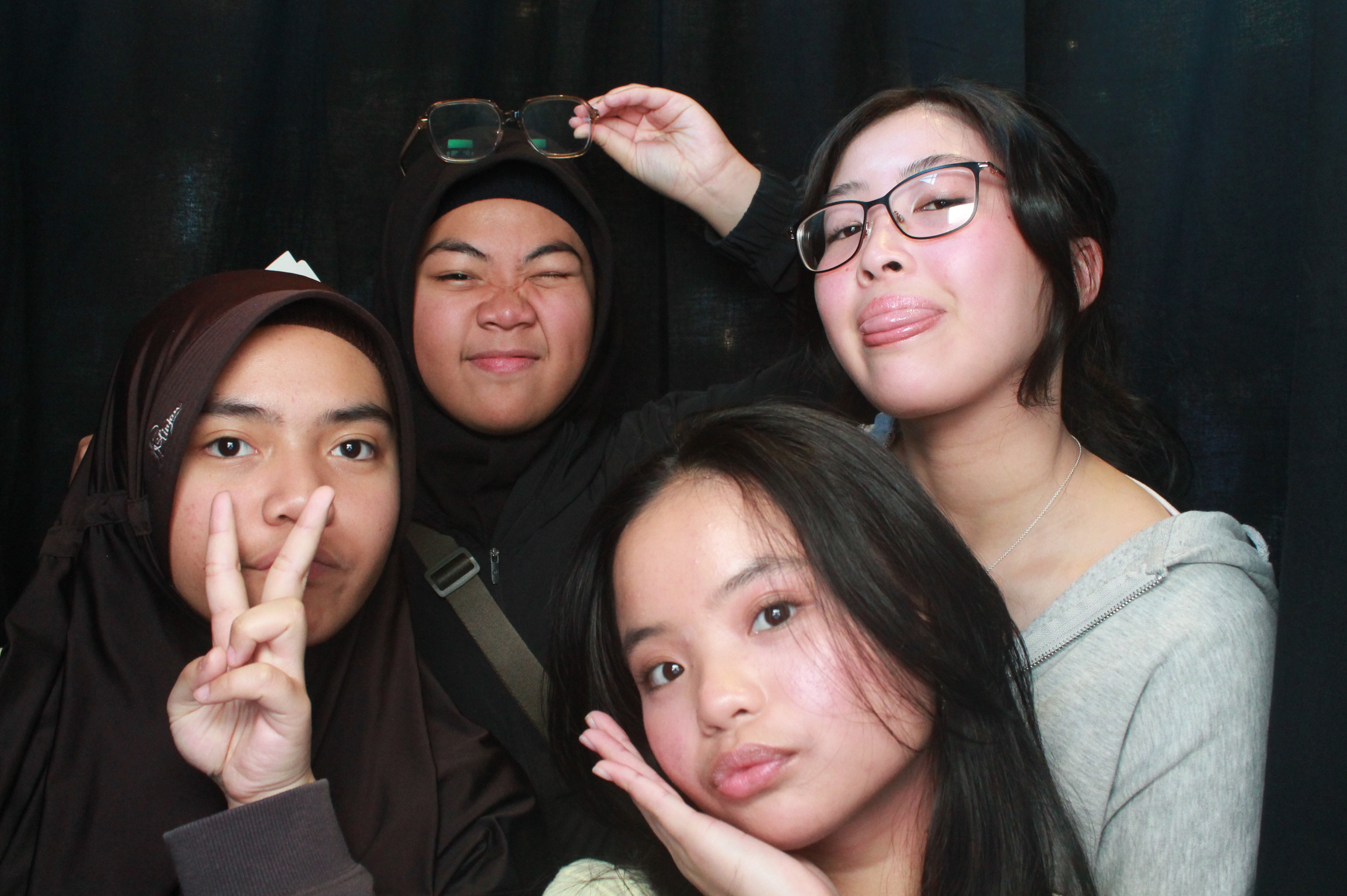 K-Culture Festival 2025 - Booth 2 | View more photos from the event at wgtngallery.classicphotobooths.co.nz/u/wgtncpbgallery/K-Culture-Festival-2025-Booth-2