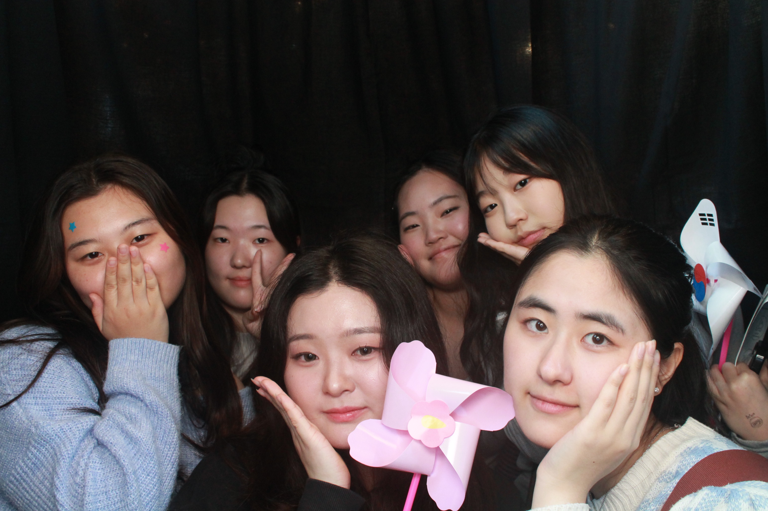 K-Culture Festival 2025 - Booth 2 | View more photos from the event at wgtngallery.classicphotobooths.co.nz/u/wgtncpbgallery/K-Culture-Festival-2025-Booth-2