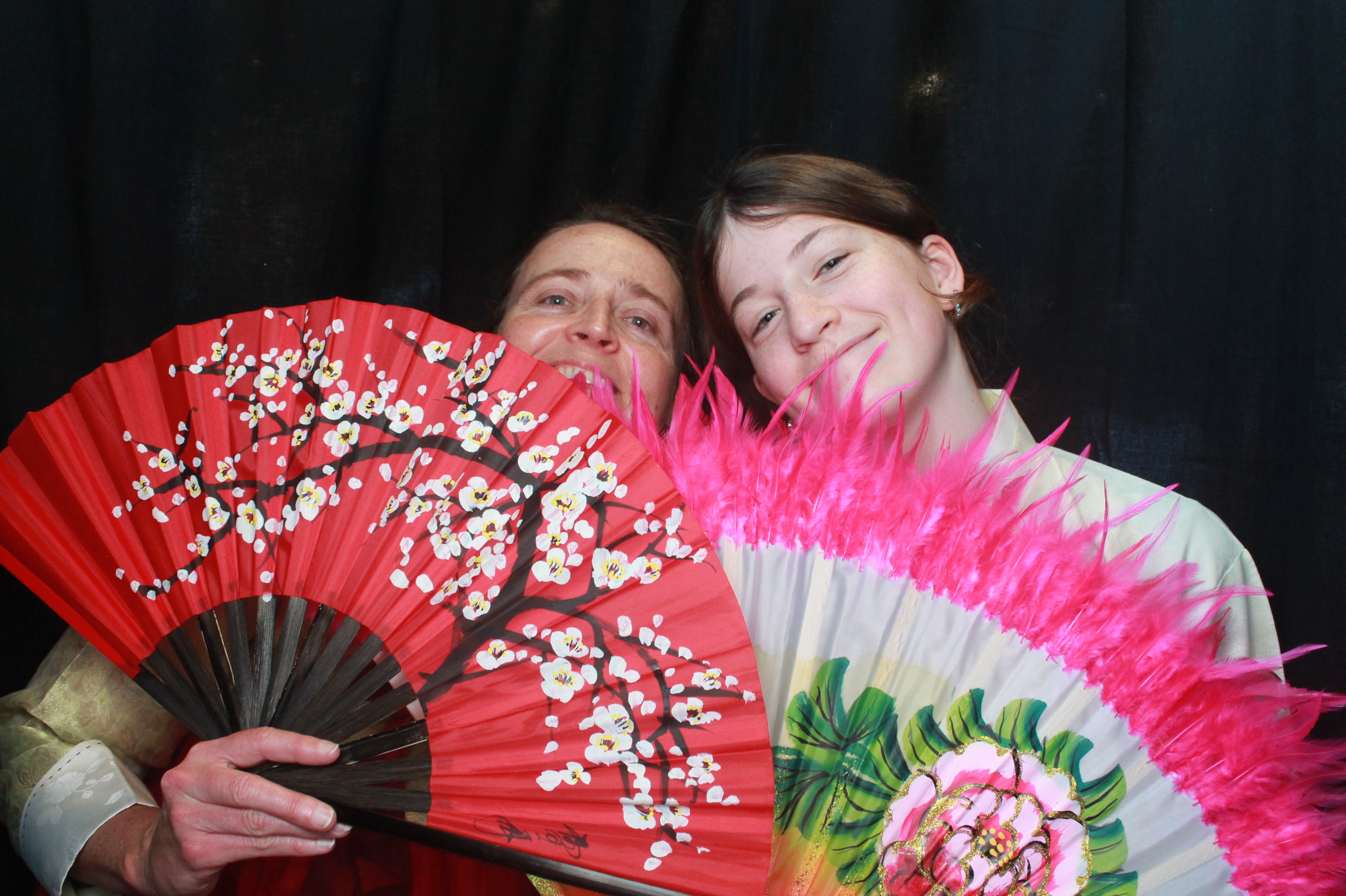 K-Culture Festival 2025 - Booth 2 | View more photos from the event at wgtngallery.classicphotobooths.co.nz/u/wgtncpbgallery/K-Culture-Festival-2025-Booth-2