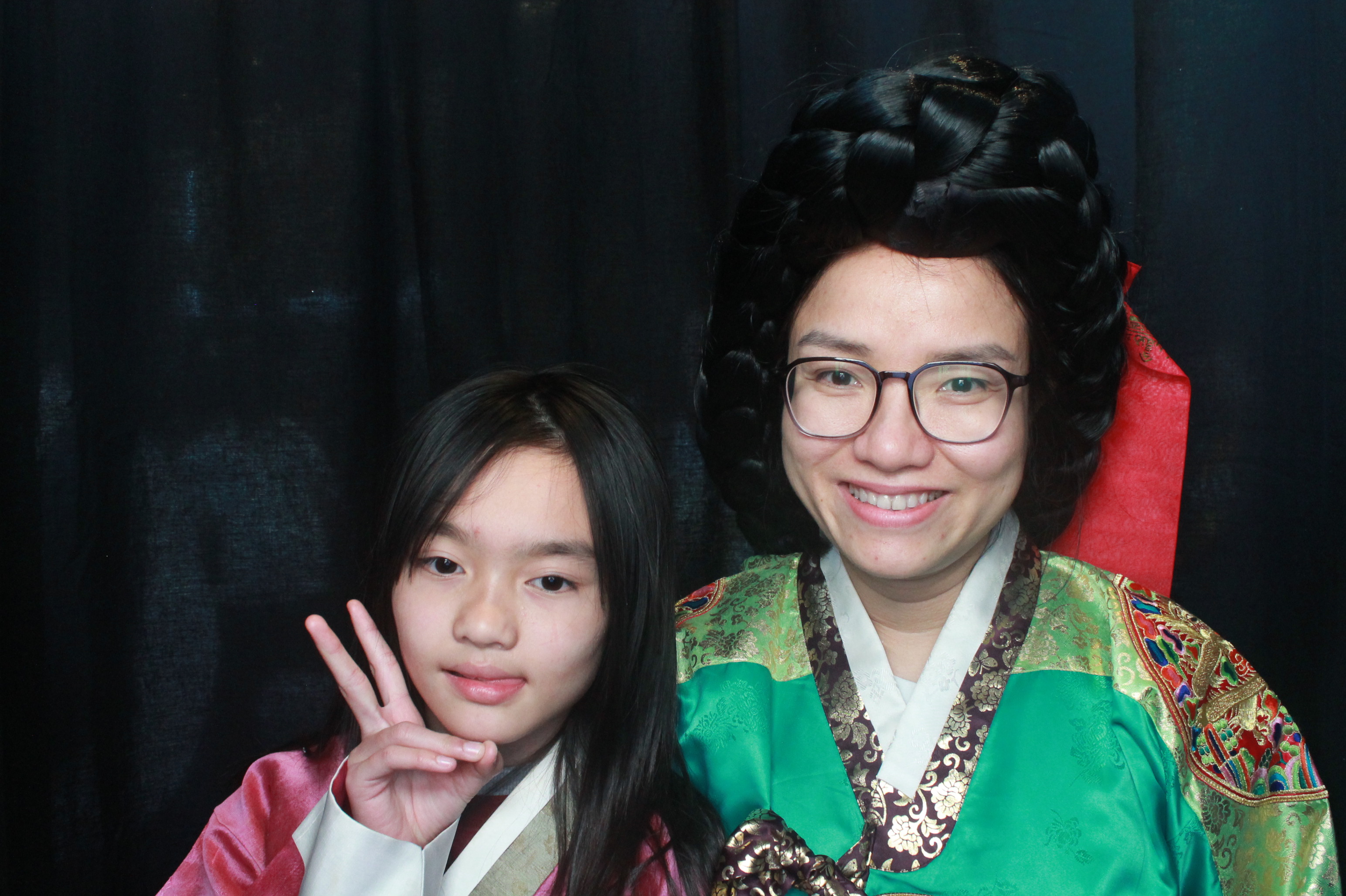 K-Culture Festival 2025 - Booth 2 | View more photos from the event at wgtngallery.classicphotobooths.co.nz/u/wgtncpbgallery/K-Culture-Festival-2025-Booth-2