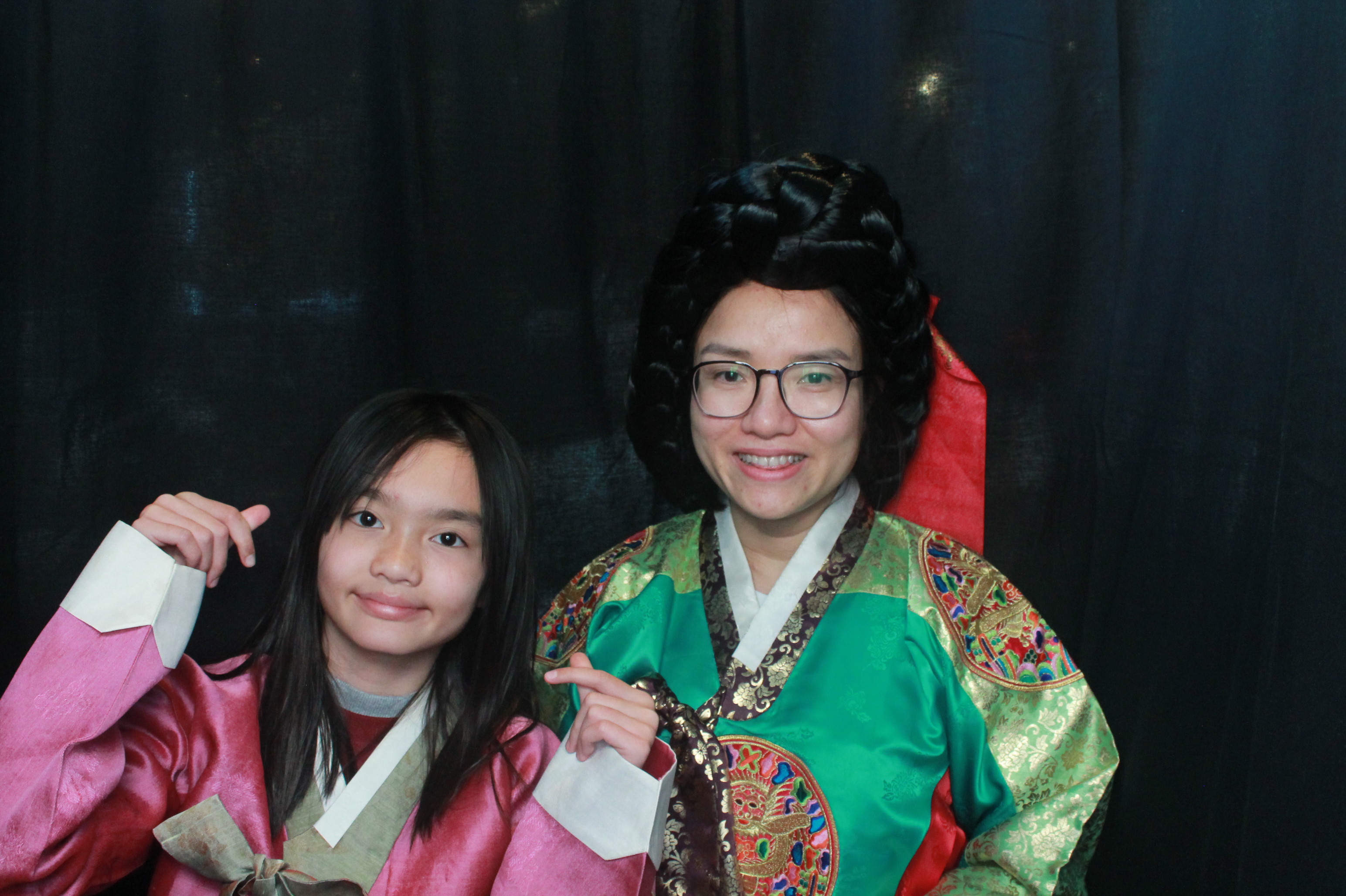 K-Culture Festival 2025 - Booth 2 | View more photos from the event at wgtngallery.classicphotobooths.co.nz/u/wgtncpbgallery/K-Culture-Festival-2025-Booth-2