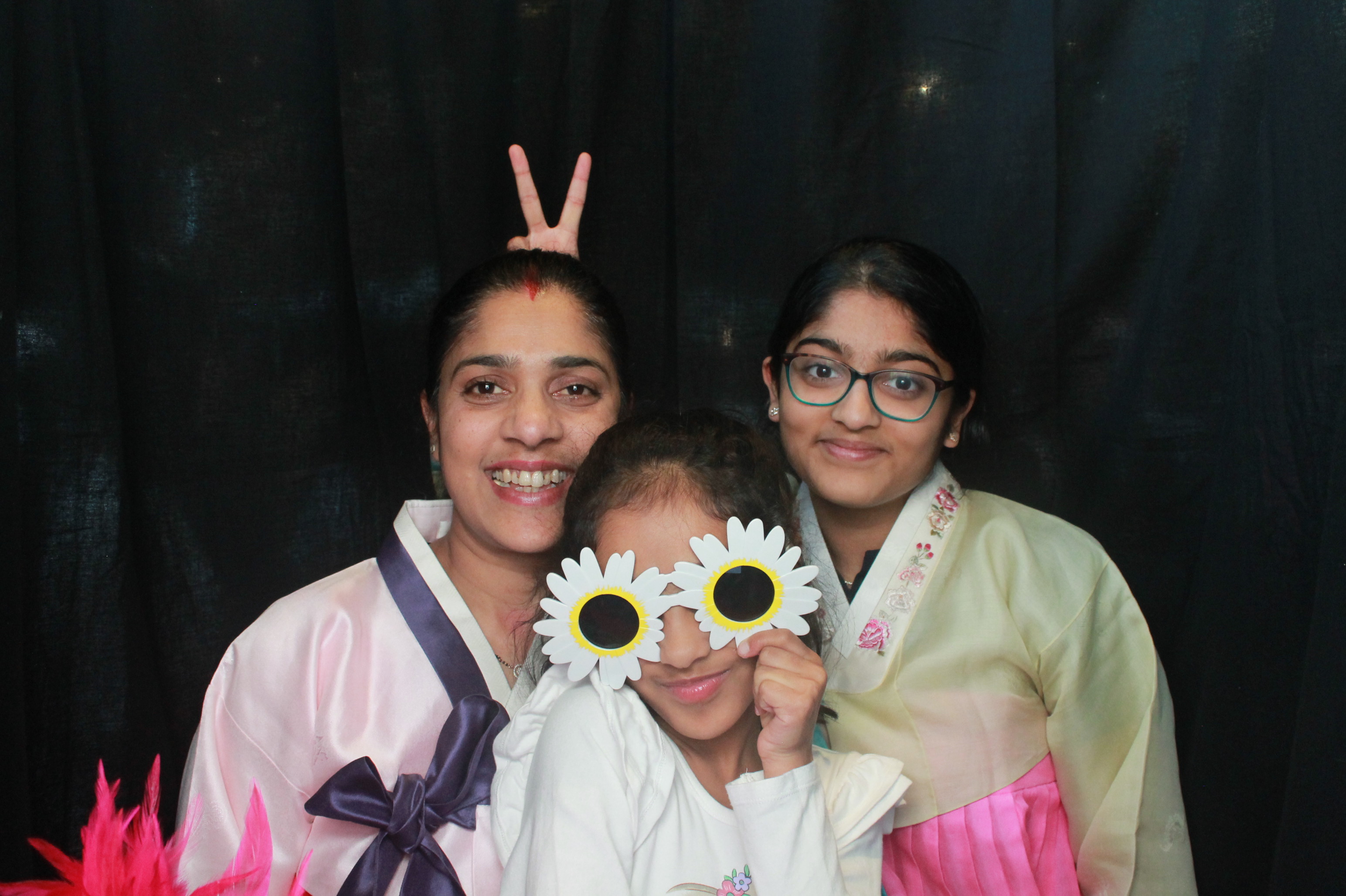 K-Culture Festival 2025 - Booth 2 | View more photos from the event at wgtngallery.classicphotobooths.co.nz/u/wgtncpbgallery/K-Culture-Festival-2025-Booth-2