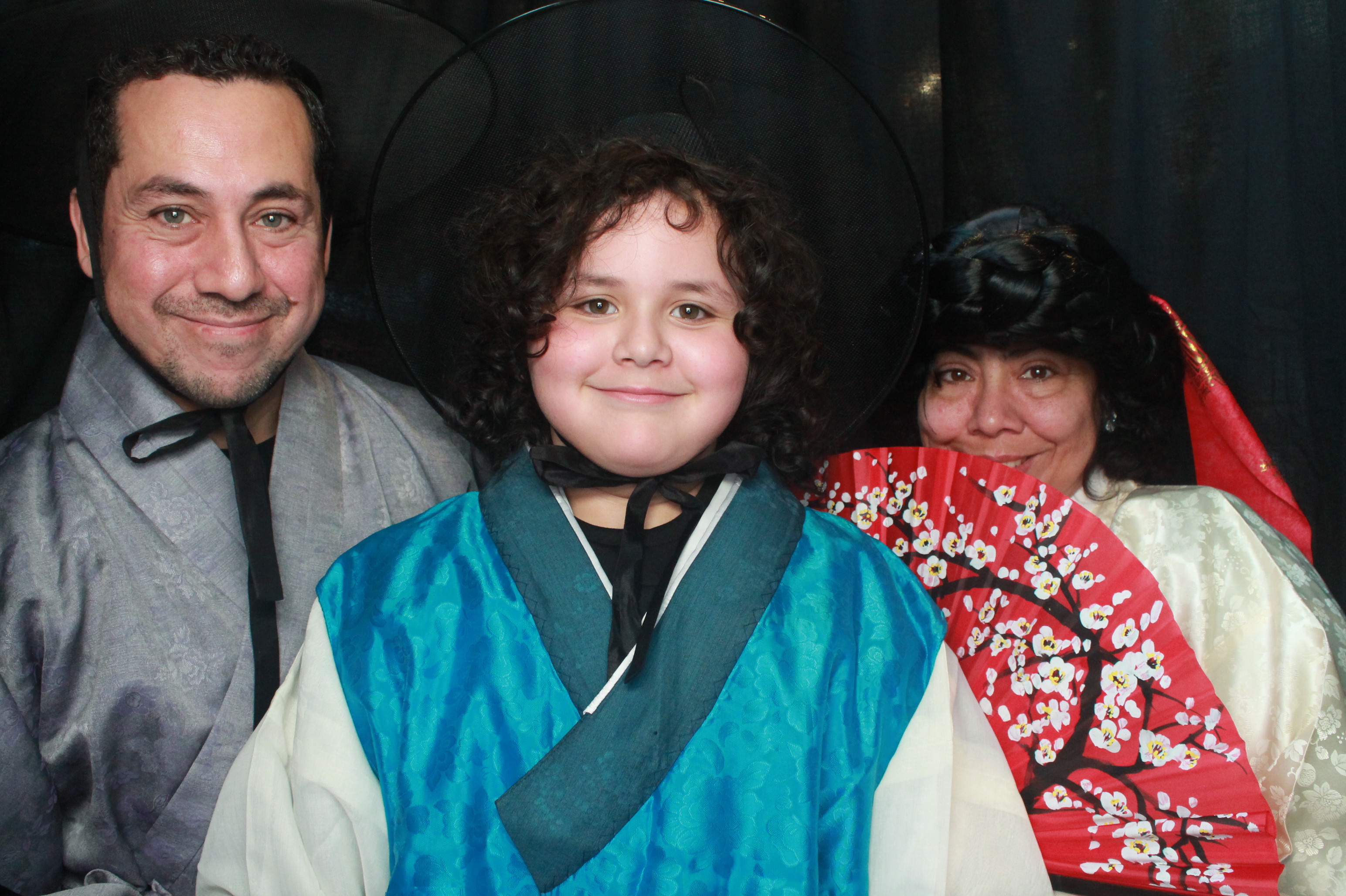 K-Culture Festival 2025 - Booth 2 | View more photos from the event at wgtngallery.classicphotobooths.co.nz/u/wgtncpbgallery/K-Culture-Festival-2025-Booth-2